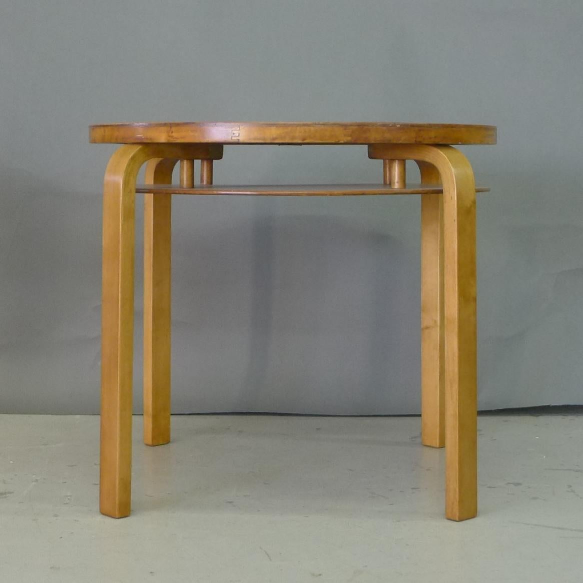 Birch Alvar Aalto for Finmar, Model A71 Side Table, 1930s, Karelian birch, Finmar