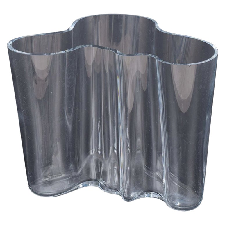 Alvar Aalto per Iittala. Vaso Savoy dalla forma organica, anni '60/'70.