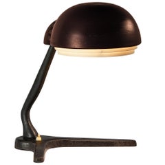 Alvar Aalto per Valaistustyö Ky Lampada da tavolo 'A704' in pelle