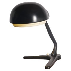 Alvar Aalto per Valaistustyö Ky, Lampada da scrivania, modello A704, esempio originale iniziale