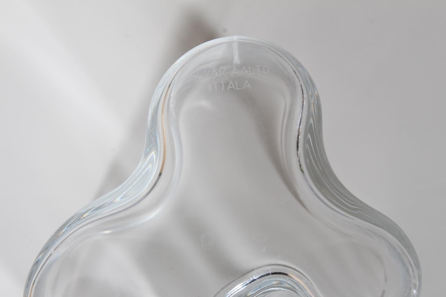Milieu du XXe siècle Vase et bols en verre Alvar Aalto+Aalto Savoy en vente