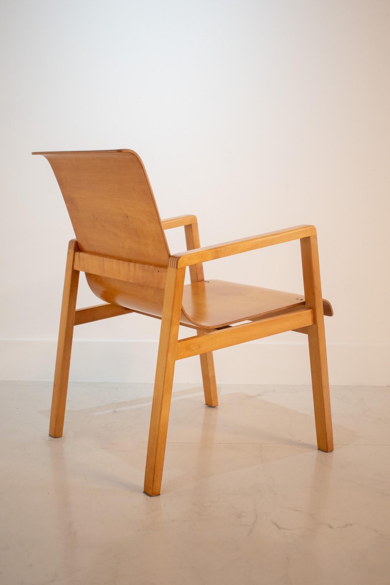 Mid-Century Modern Alvar Aalto Hallway Chair, Model No.403, Finmar 1930's For Sale