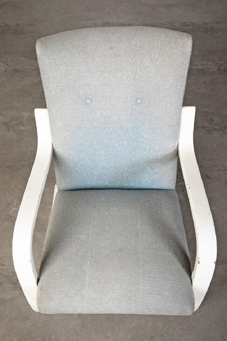 Mid-20th Century Alvar Aalto High Backed Chair by Oy Huonekalu ja Rakennustyötehdas Ab circa 1940 For Sale