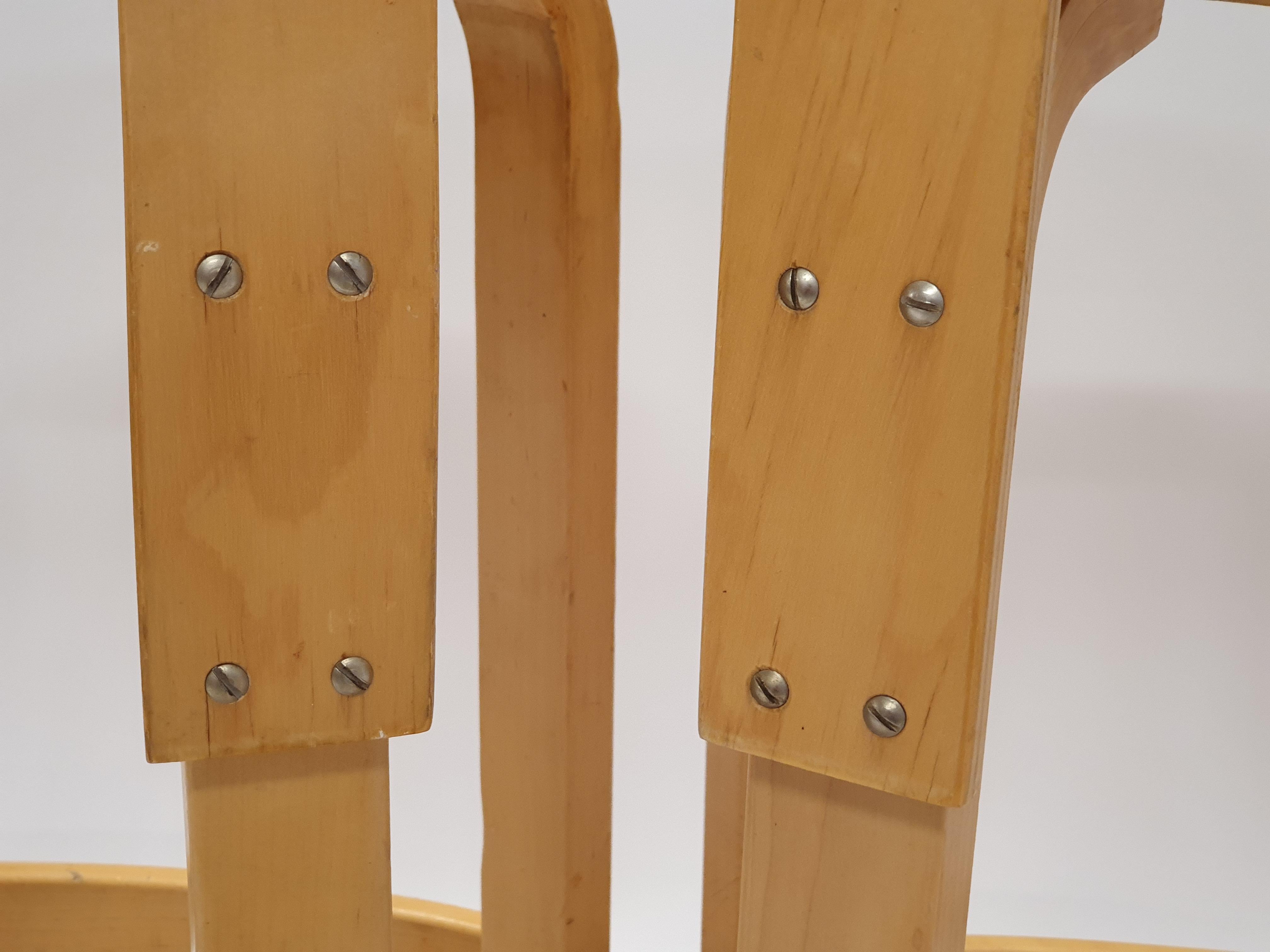 Alvar Aalto K65 Taburetes de Artek Años 60 en venta 9