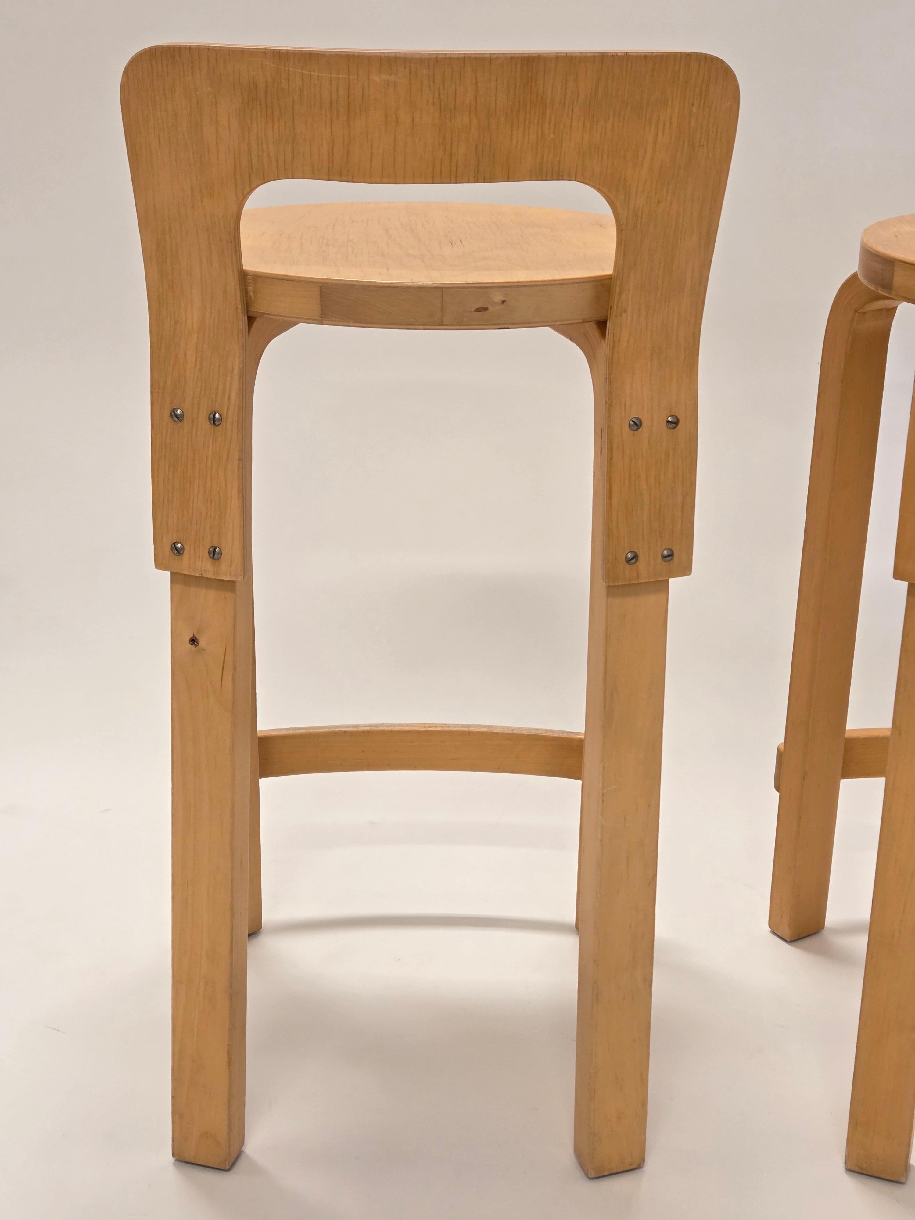 Alvar Aalto K65 Hocker von Artek im Angebot 9