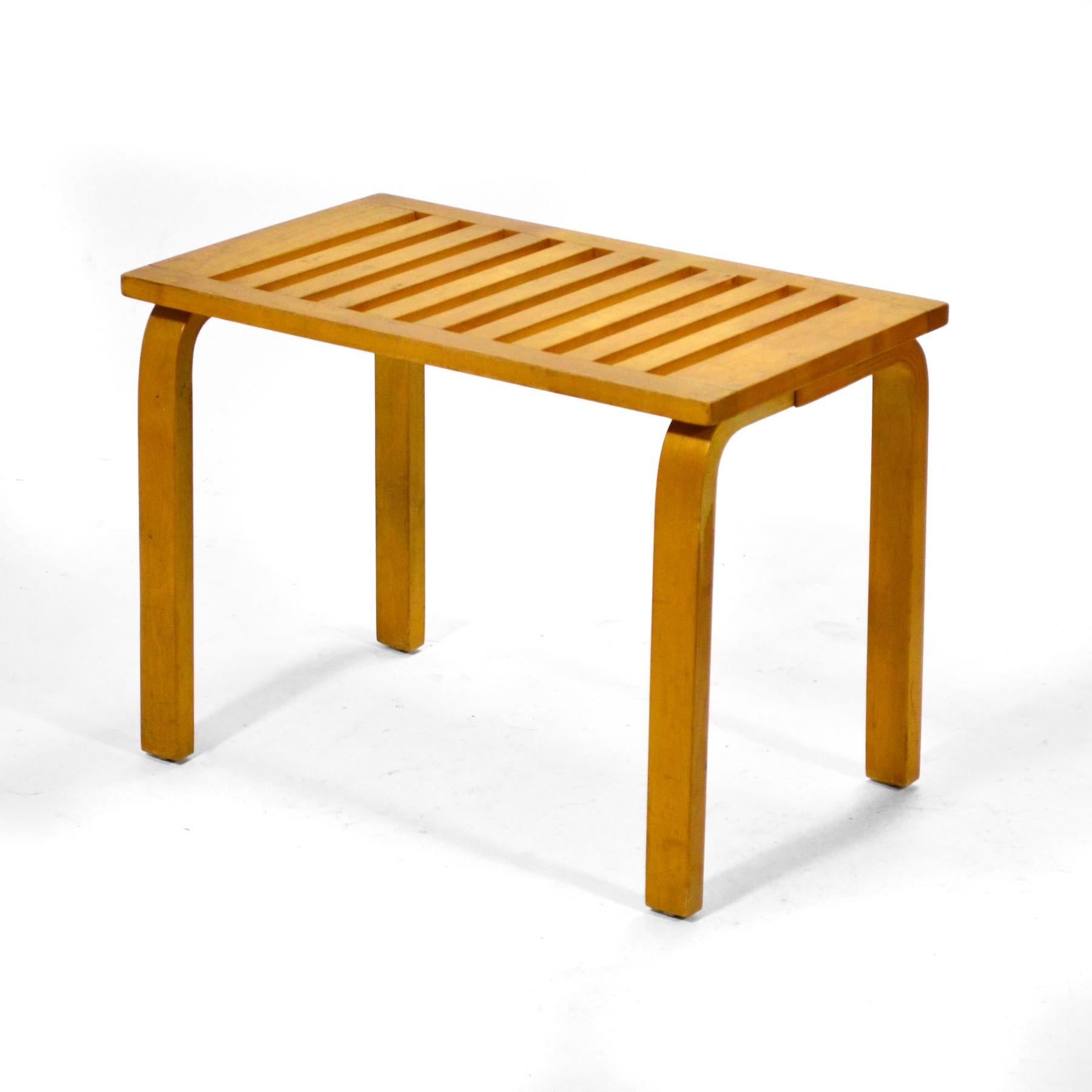 l bench table