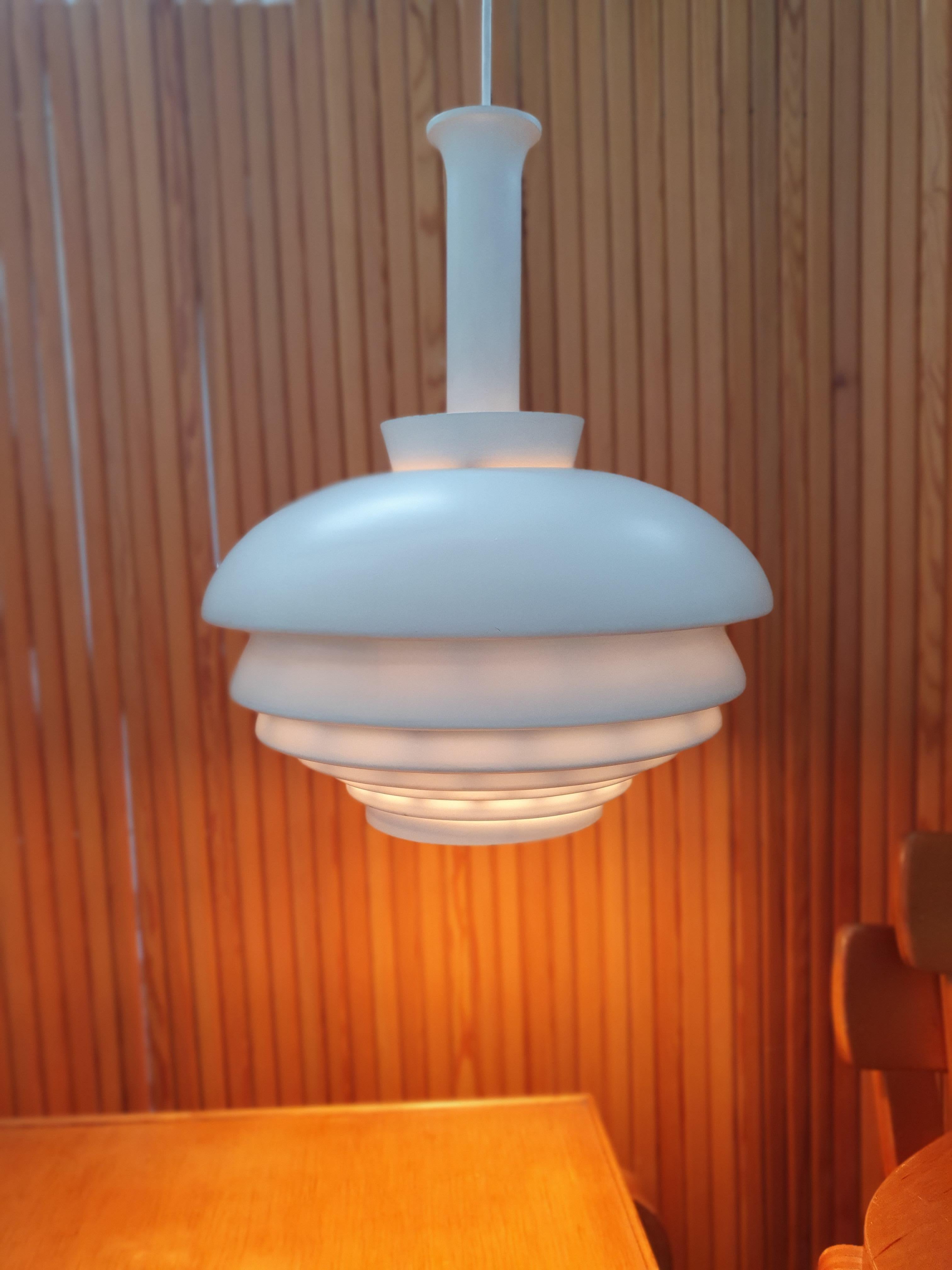 Alvar Aalto Lamp A335A by Valaistustyö For Sale 3