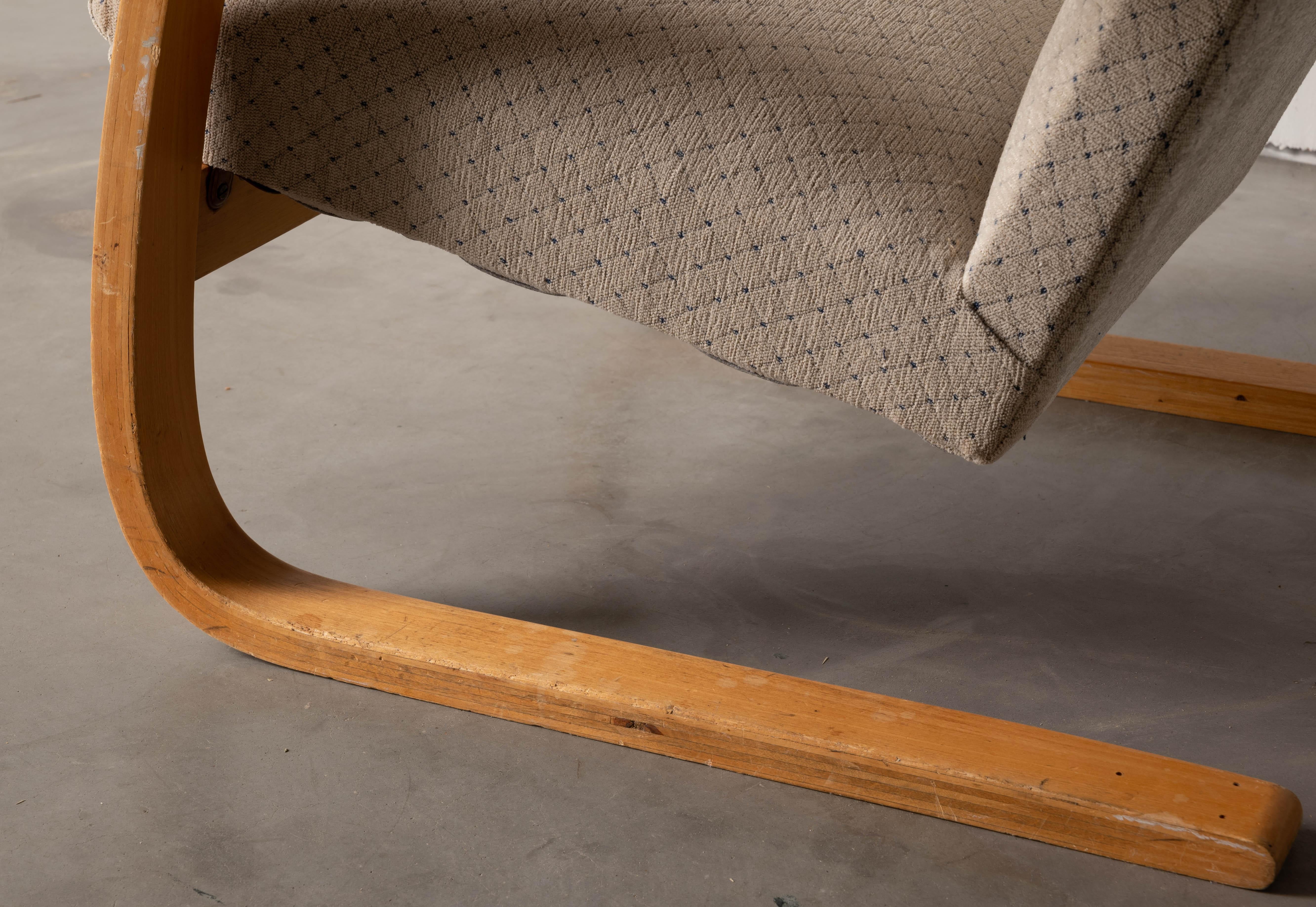 Alvar Aalto, Lounge Chair, Birch, Fabric, Artek, Finland, c. 1970s 5