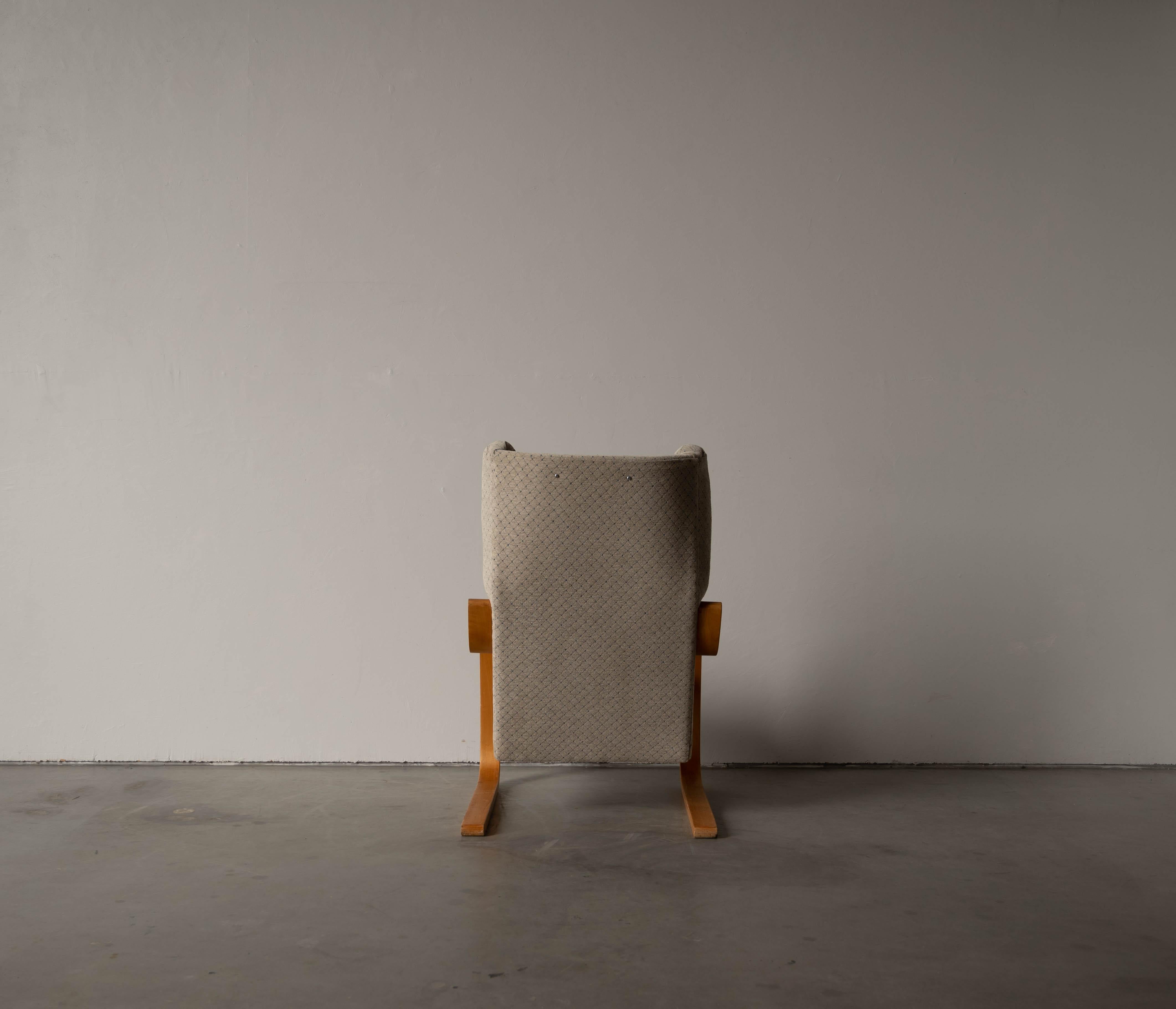 Alvar Aalto, Lounge Chair, Birch, Fabric, Artek, Finland, c. 1970s 2