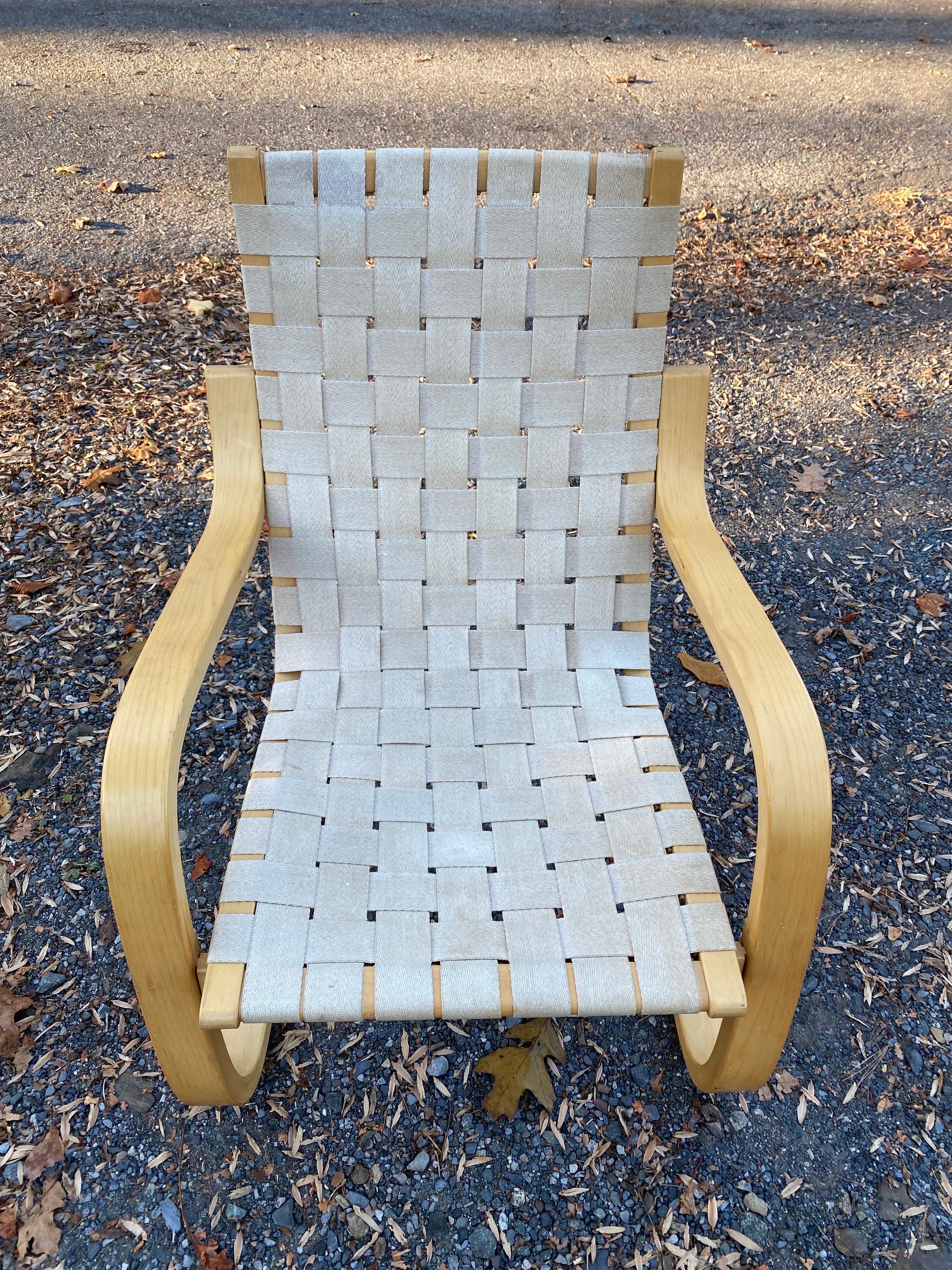 Alvar Aalto Lounge Chair In Good Condition For Sale In Philadelphia, PA