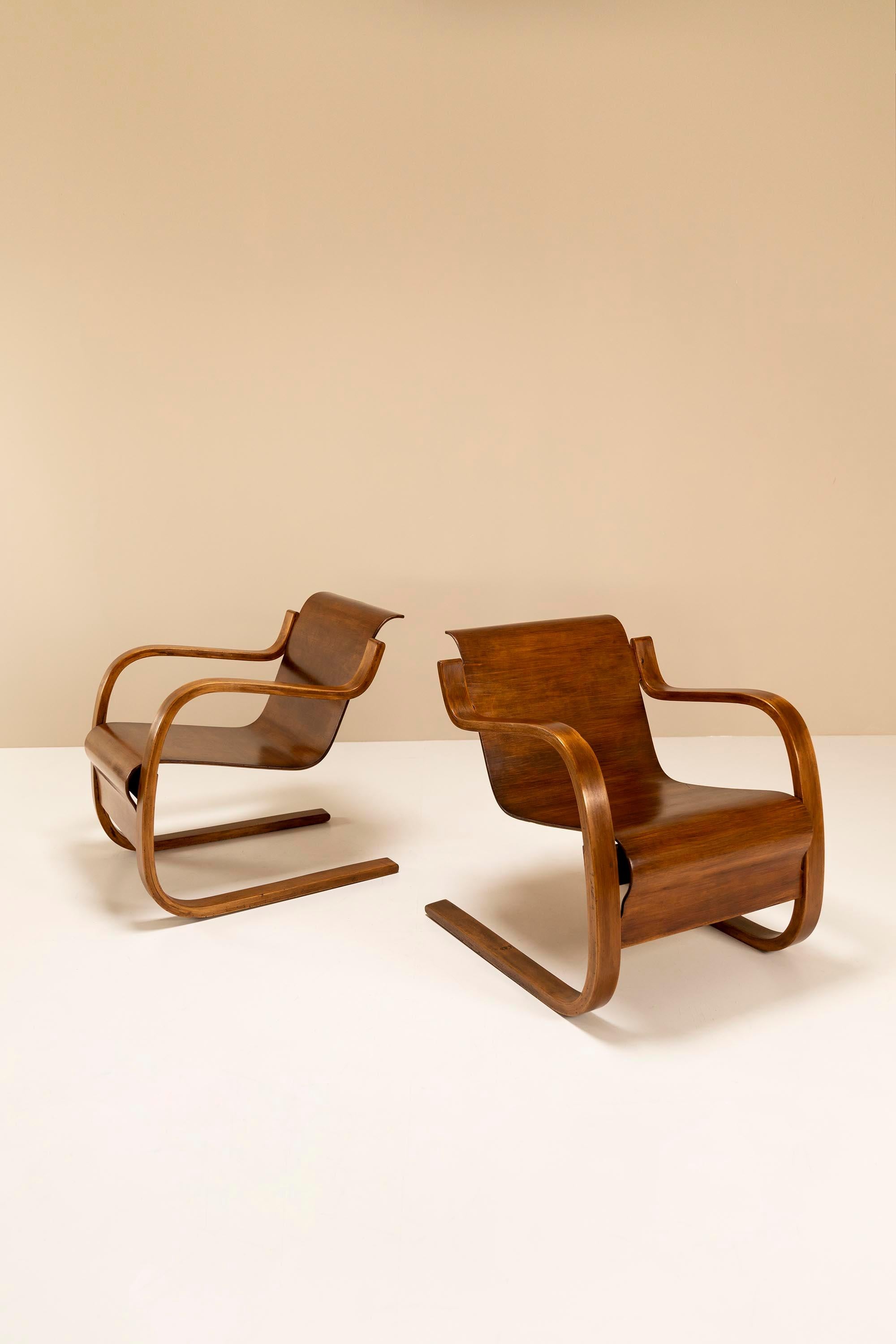 Alvar Aalto Lounge Chair in Birch Plywood Model 31/41, 1935 Finland 4