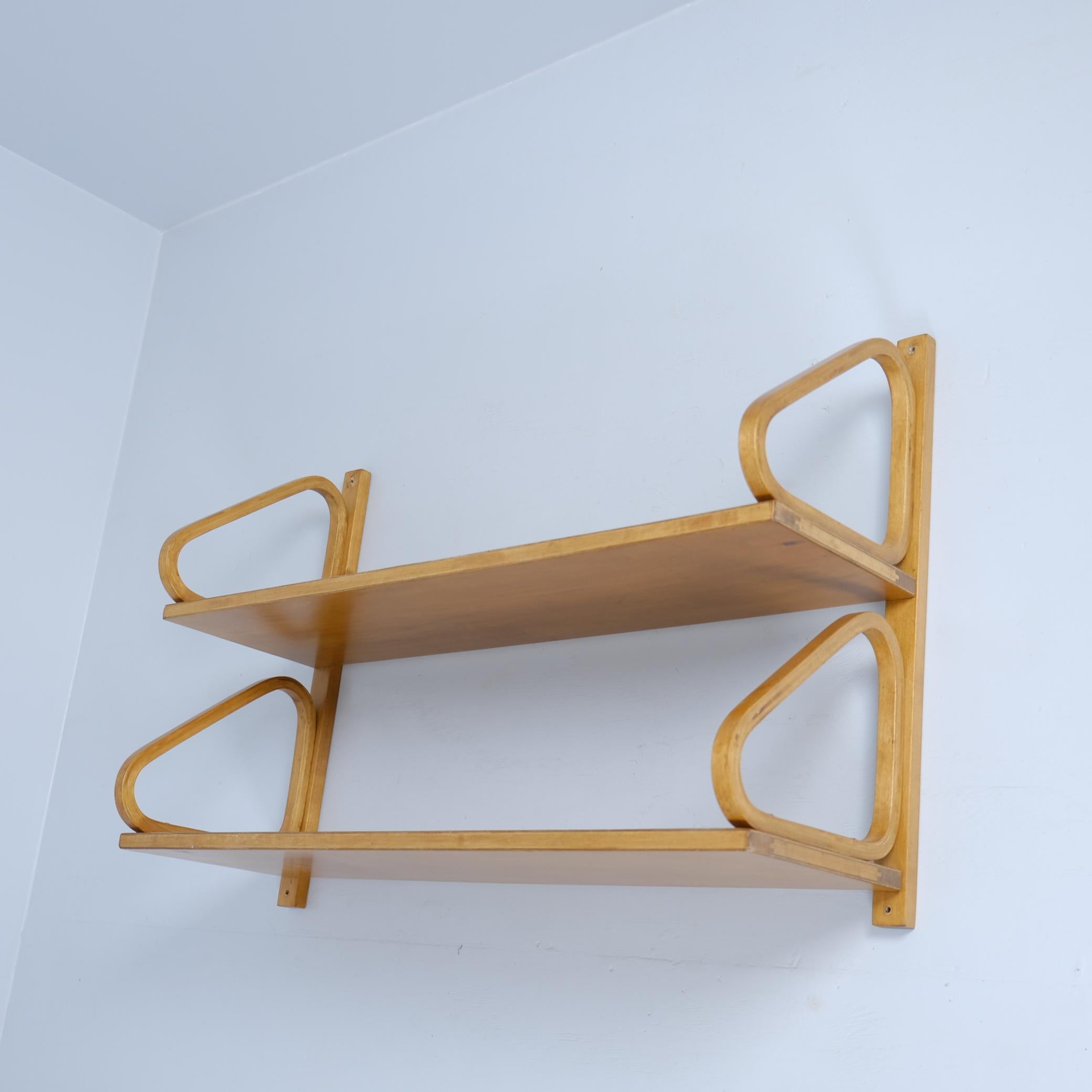 Estantería doble minimalista Alvar Aalto Modelo 112-2 en abedul, Artek Años 50 en venta 2