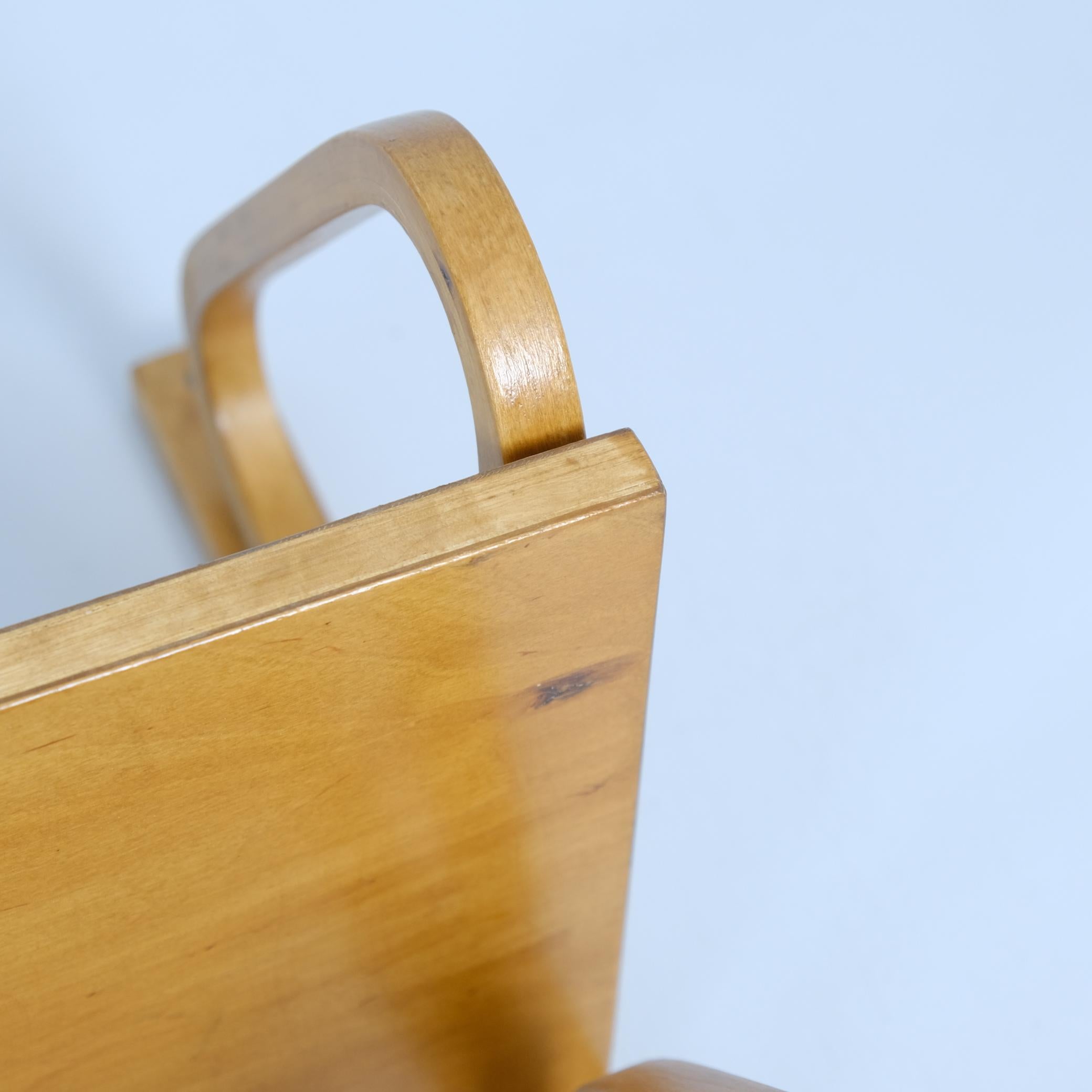 Estantería doble minimalista Alvar Aalto Modelo 112-2 en abedul, Artek Años 50 Finlandés en venta