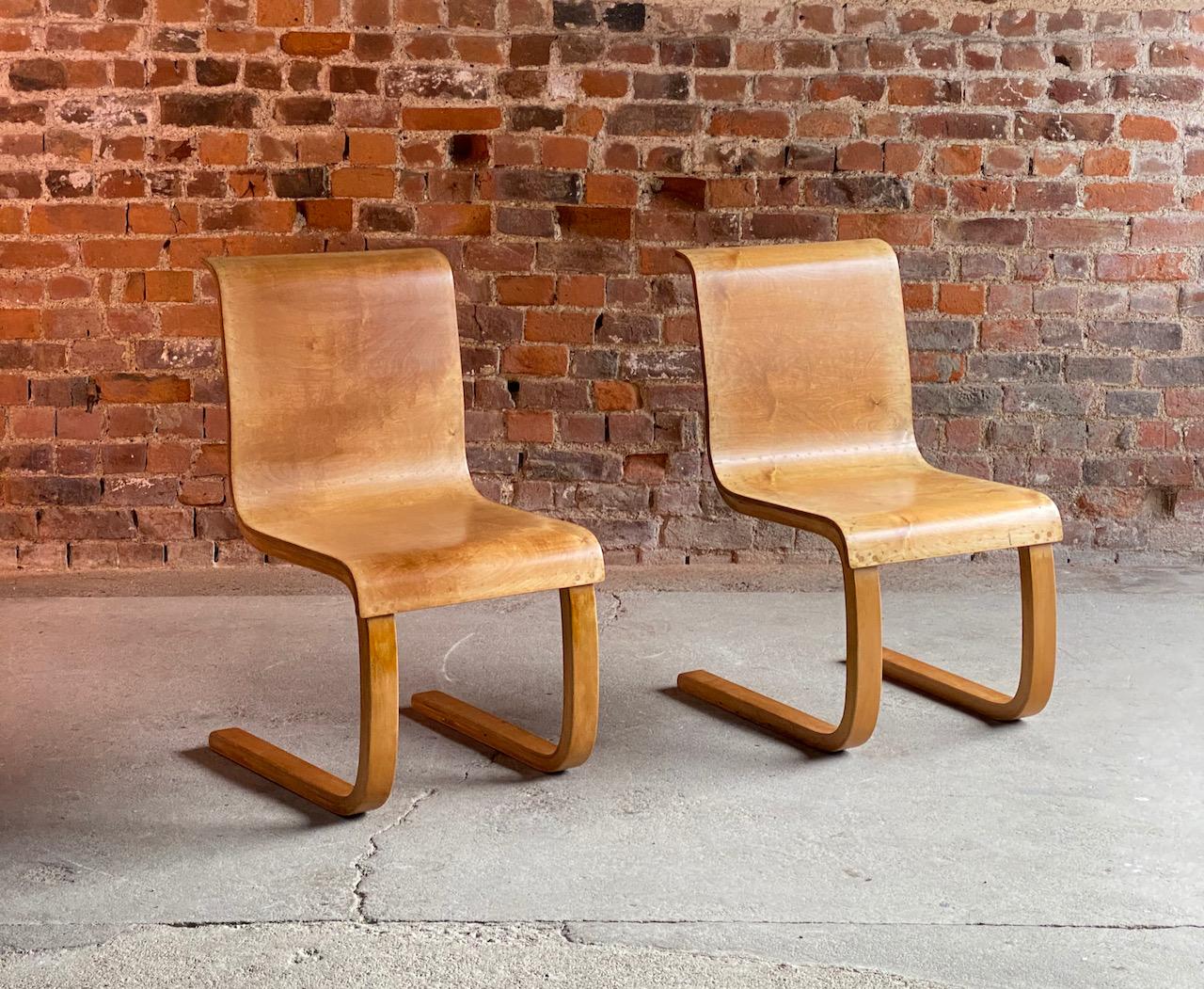 Alvar Aalto Model 21 Cantilever Side Chairs by Finmar, Pair, Finland, circa 1935 For Sale 1