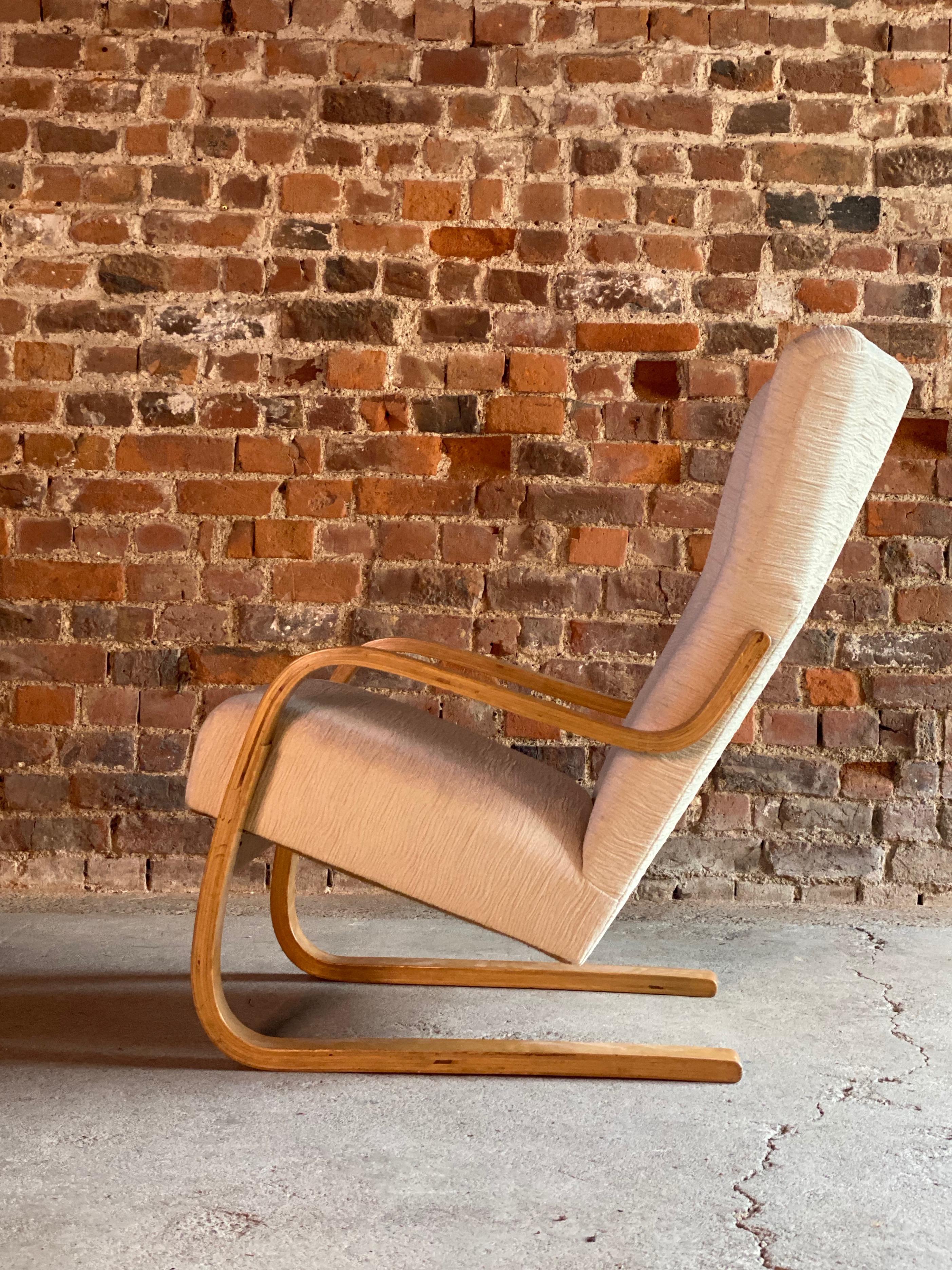 Mid-20th Century Alvar Aalto Model 36 / 401 Cantilever Lounge Chair by Finmar Finland, circa 1940