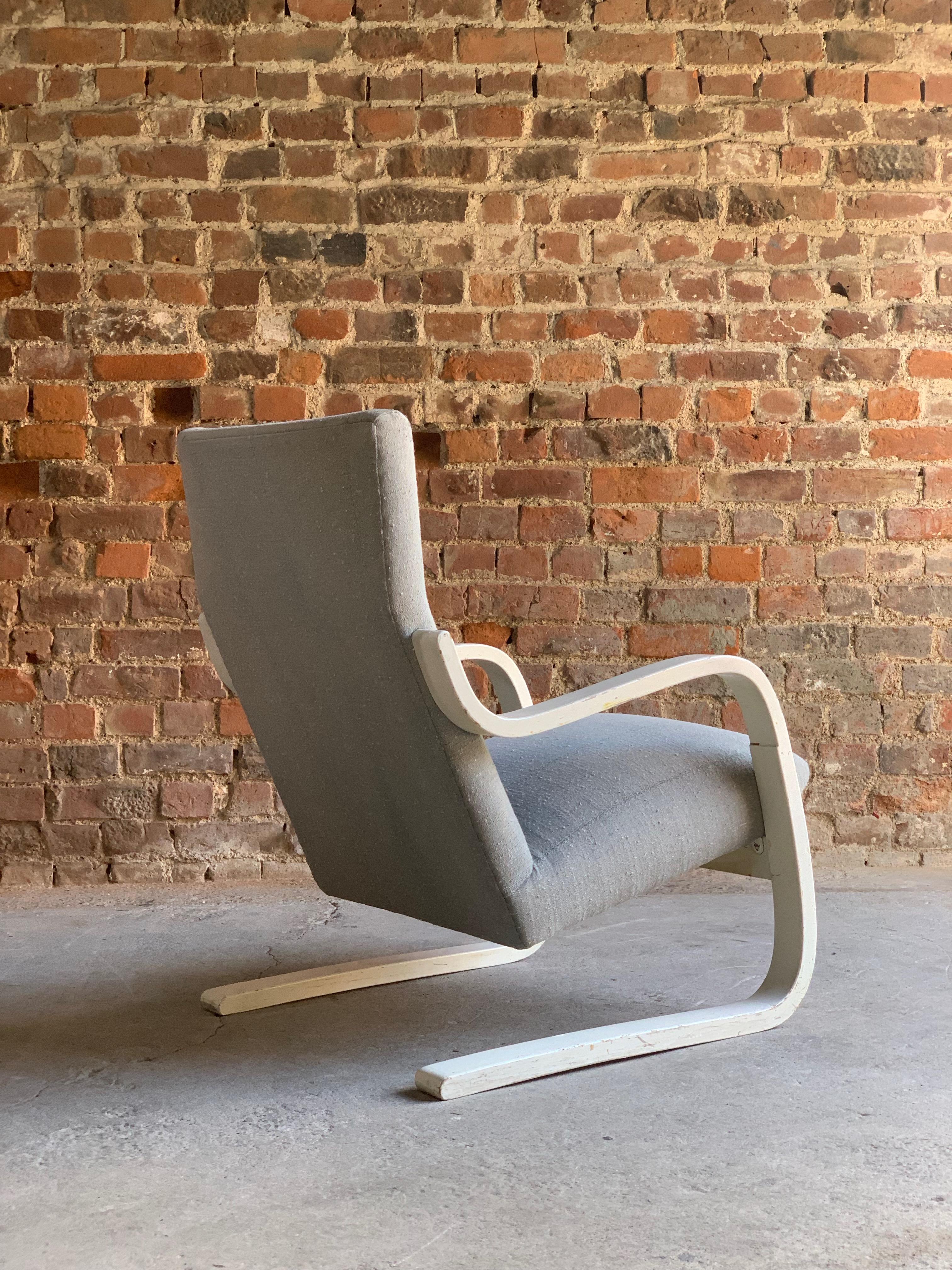 Alvar Aalto Model 401 Lounge Chair Armchair by Artek, circa 1938 In Good Condition In Longdon, Tewkesbury
