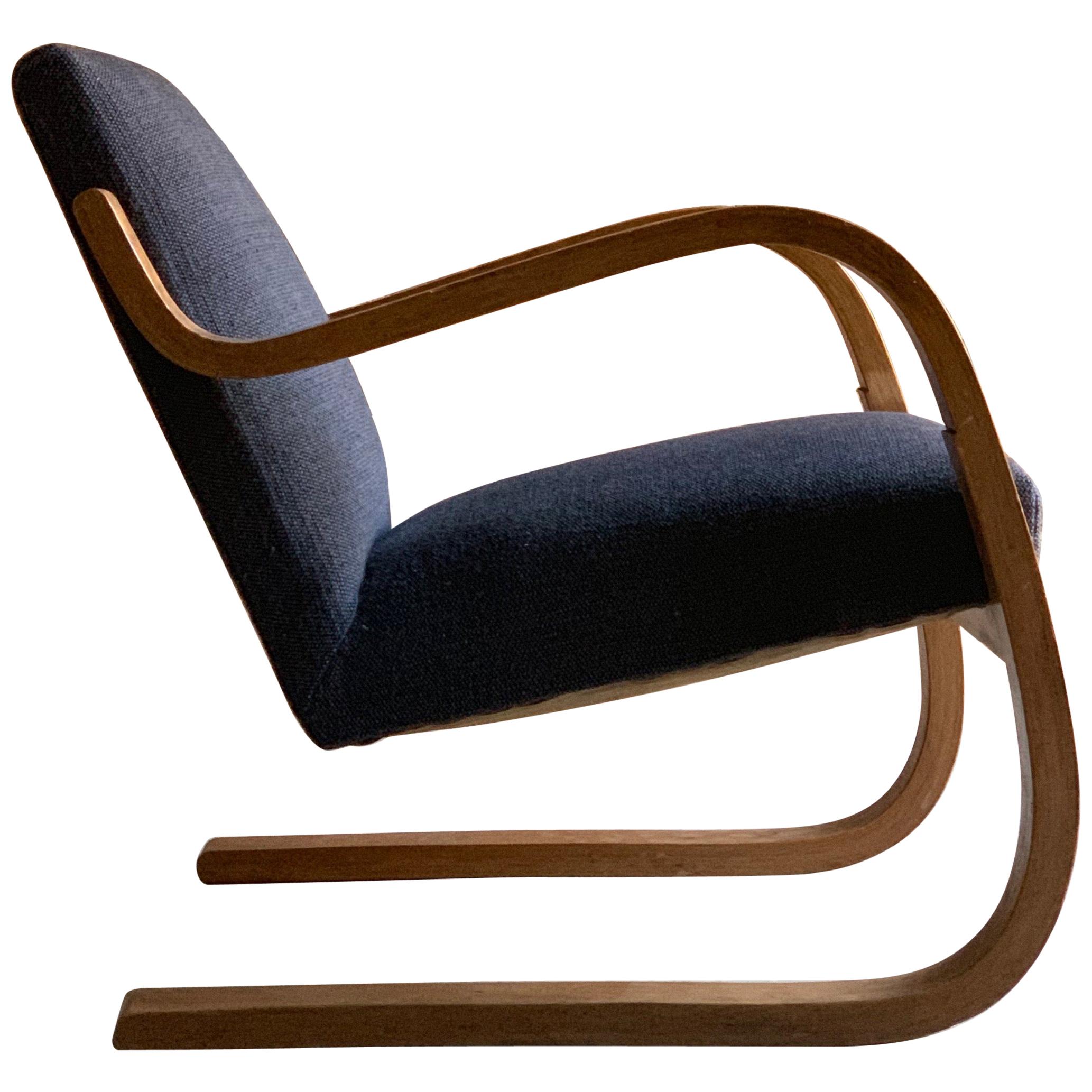 Alvar Aalto Model 402 Lounge Chair, circa 1930s