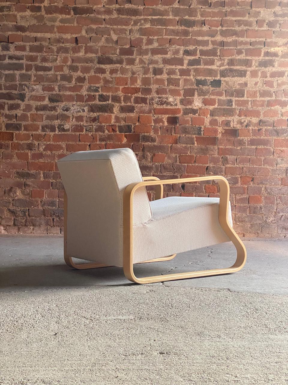 Alvar Aalto Model 44 Lounge Chair by Artek Finland For Sale 4