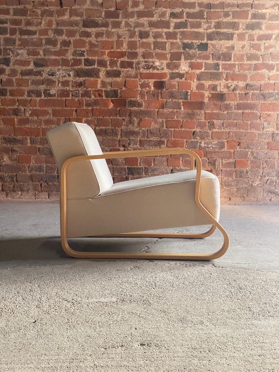 Mid-Century Modern Alvar Aalto Model 44 Lounge Chair by Artek Finland For Sale