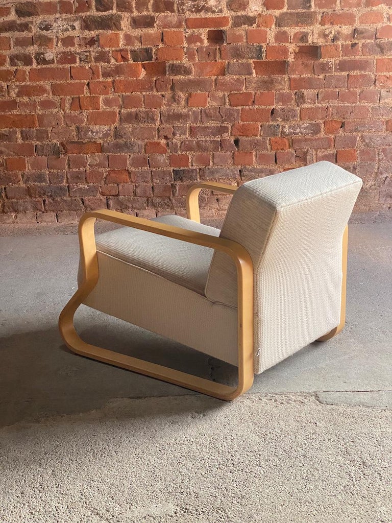 Late 20th Century Alvar Aalto Model 44 Lounge Chair by Artek Finland For Sale
