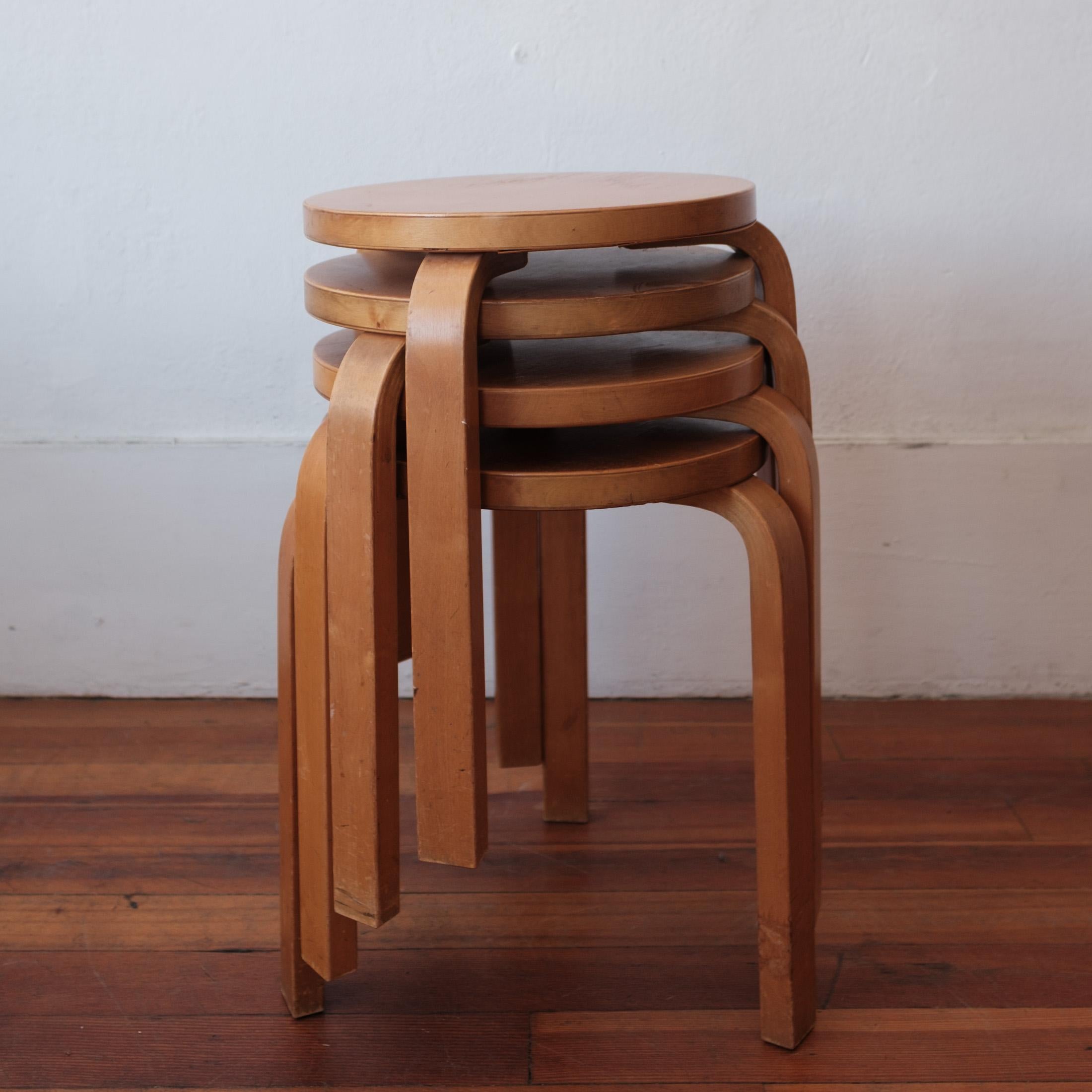 Alvar Aalto+Aalto Model No 60 Tabourets empilables en bouleau pour Artek 1950s en vente 11