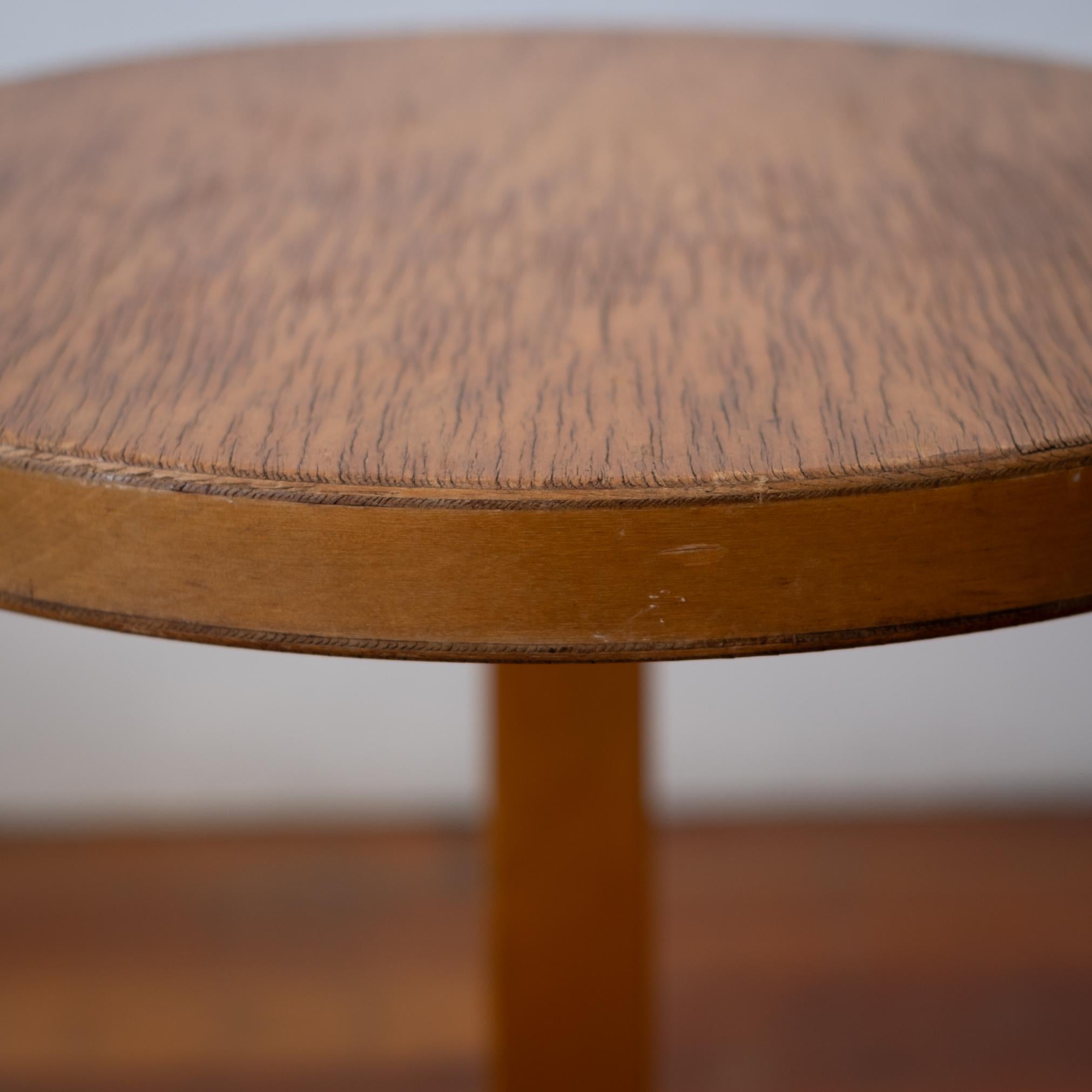 Alvar Aalto+Aalto Model 60 Stackable Stool for Finsven 1940s (Tabouret empilable pour Finsven) en vente 4