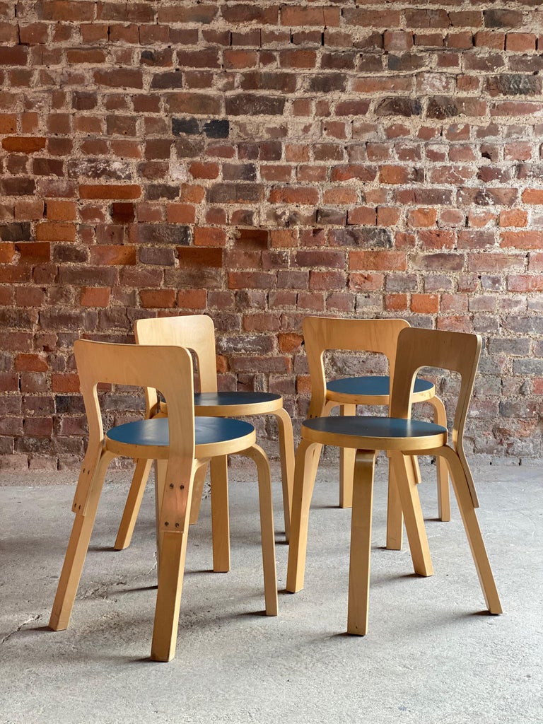 Alvar Aalto Model 65 Dining Chairs by Artek Finland, circa 1950s For Sale 4