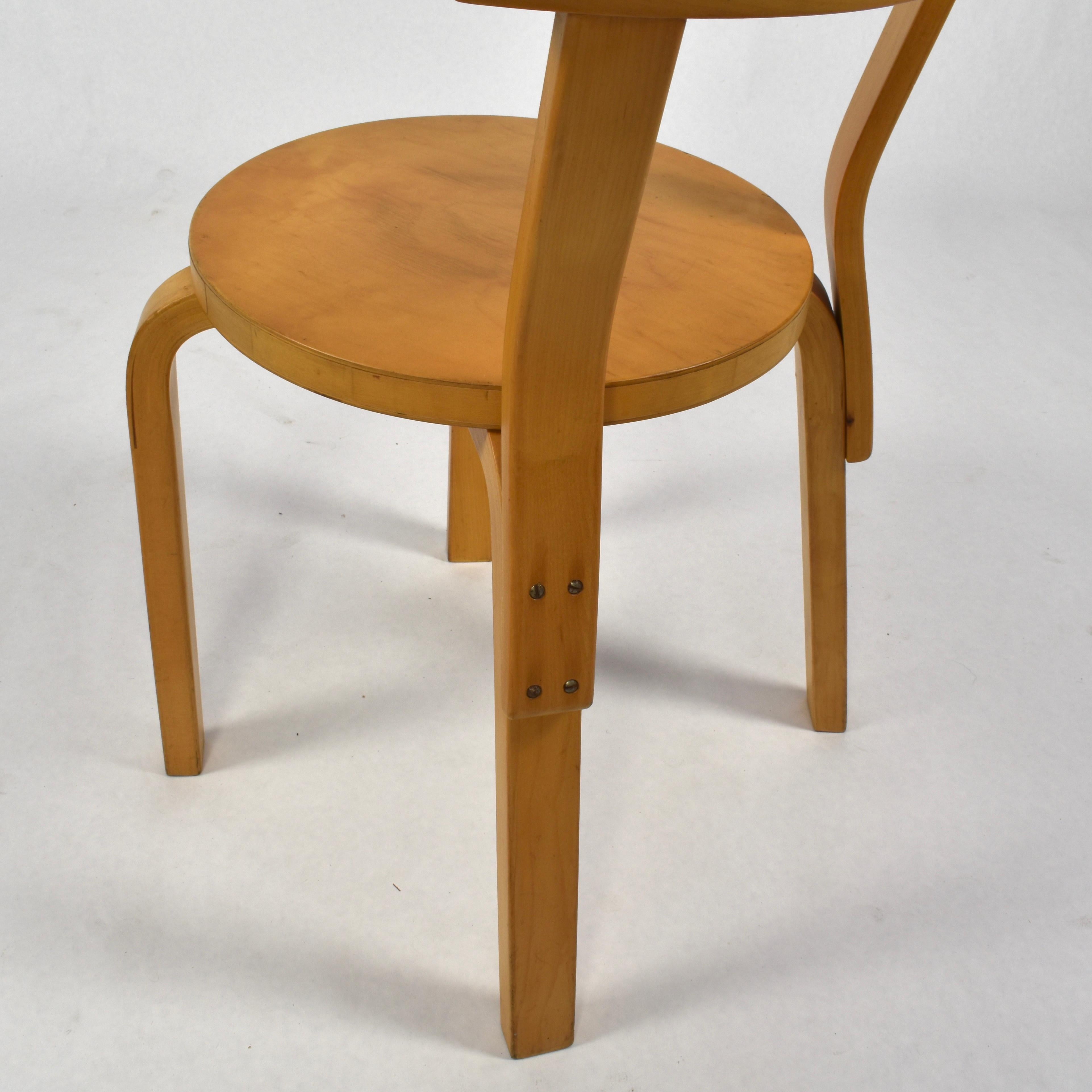 Late 20th Century Alvar Aalto Model 68 Chair for Artek, Finland, circa 1970