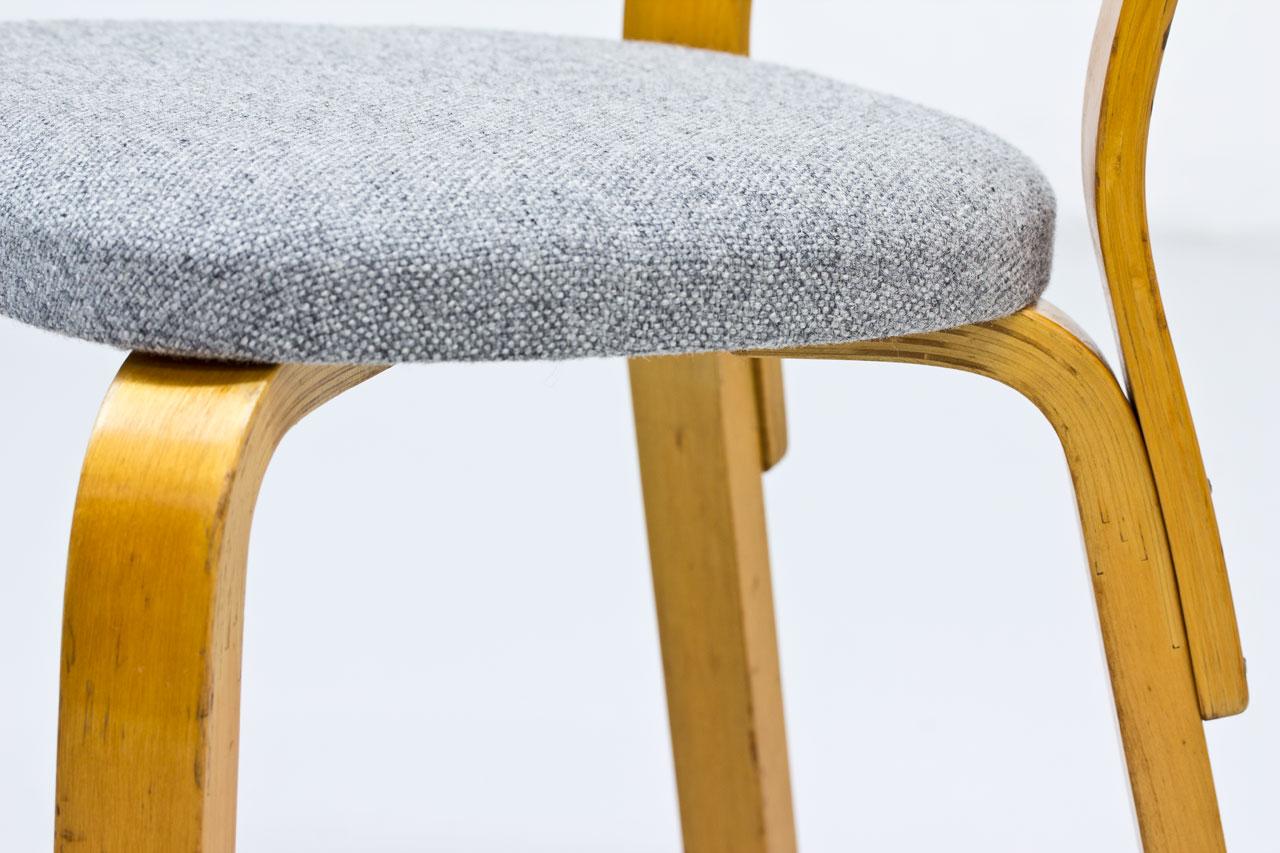 20th Century Alvar Aalto, Model 69 Chair, Set of 2