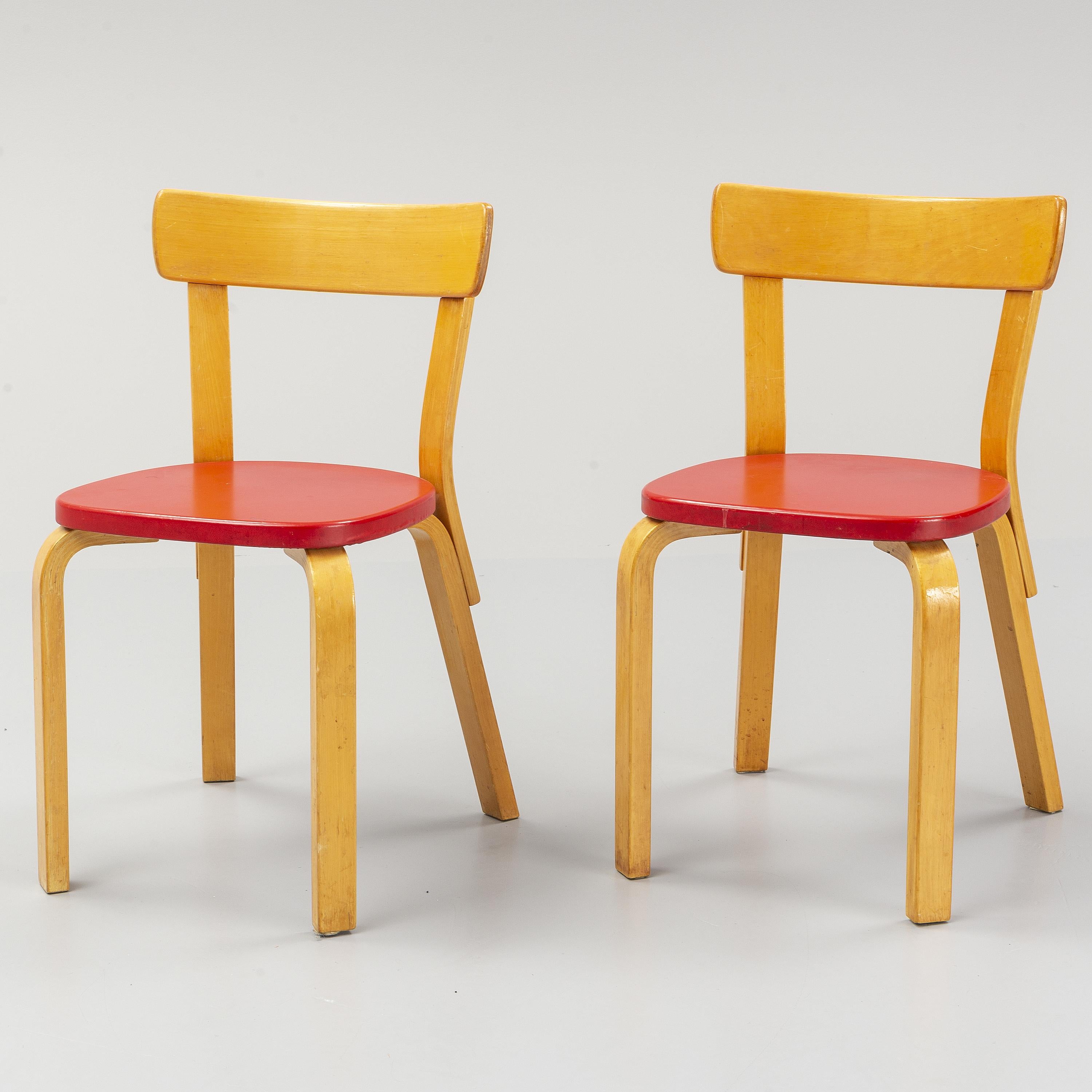 Scandinavian Modern Alvar Aalto, Model 69 Chair, Set of 4 from 1950 For Sale