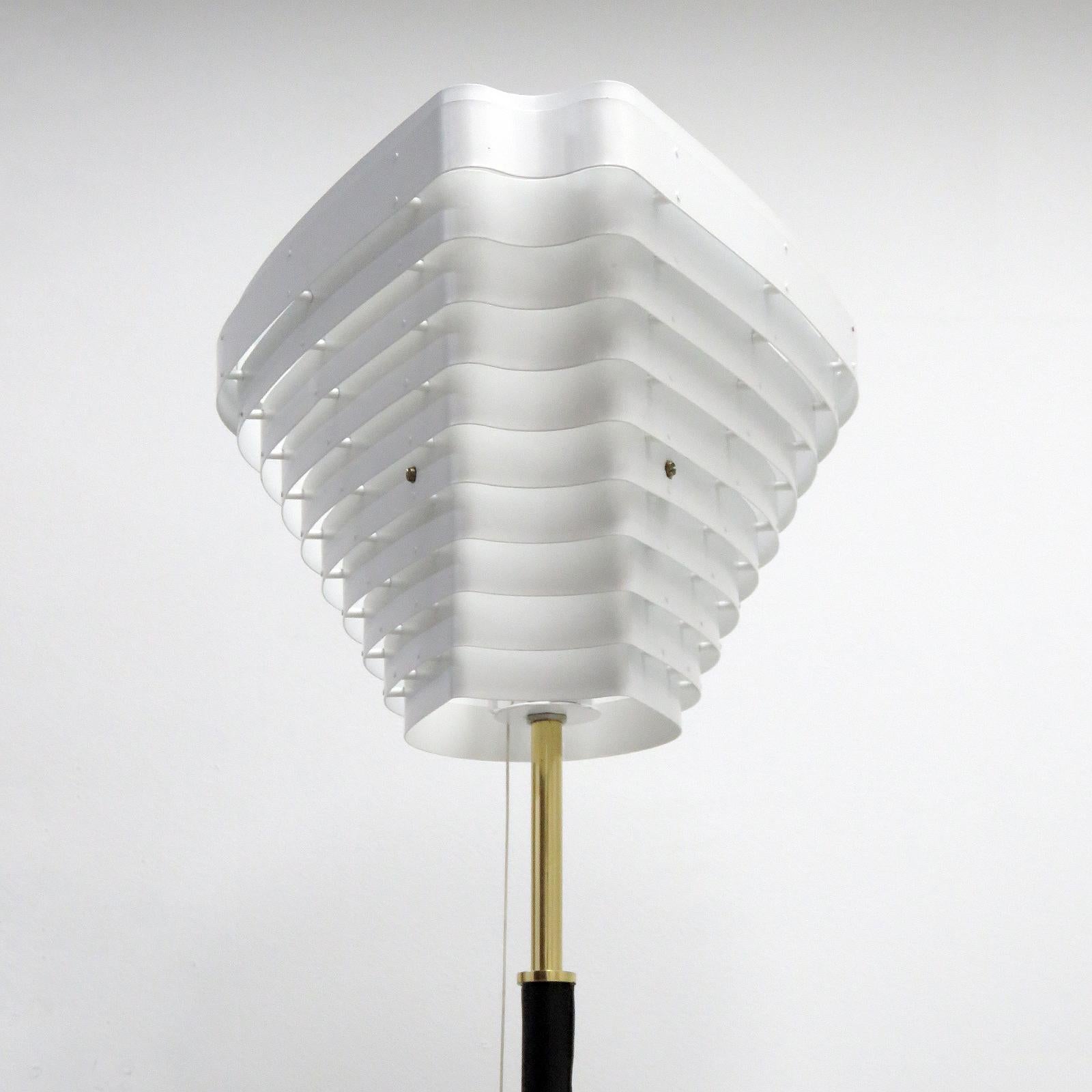Scandinavian Modern Alvar Aalto Model A805 'Angel Wing' Floor Lamp