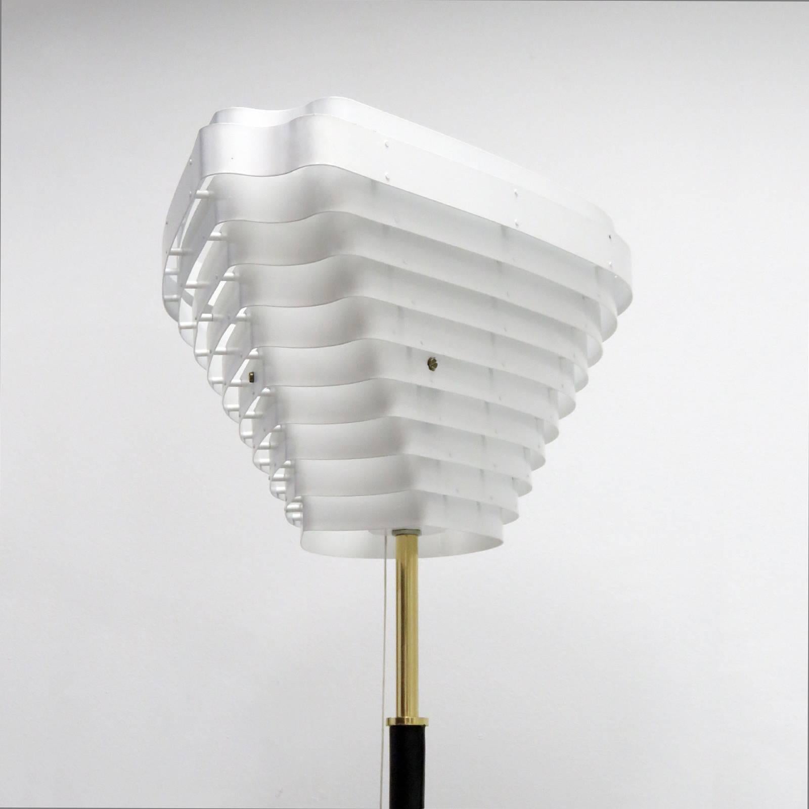 Scandinavian Modern Alvar Aalto Model A805 'Angel Wing' Floor Lamp