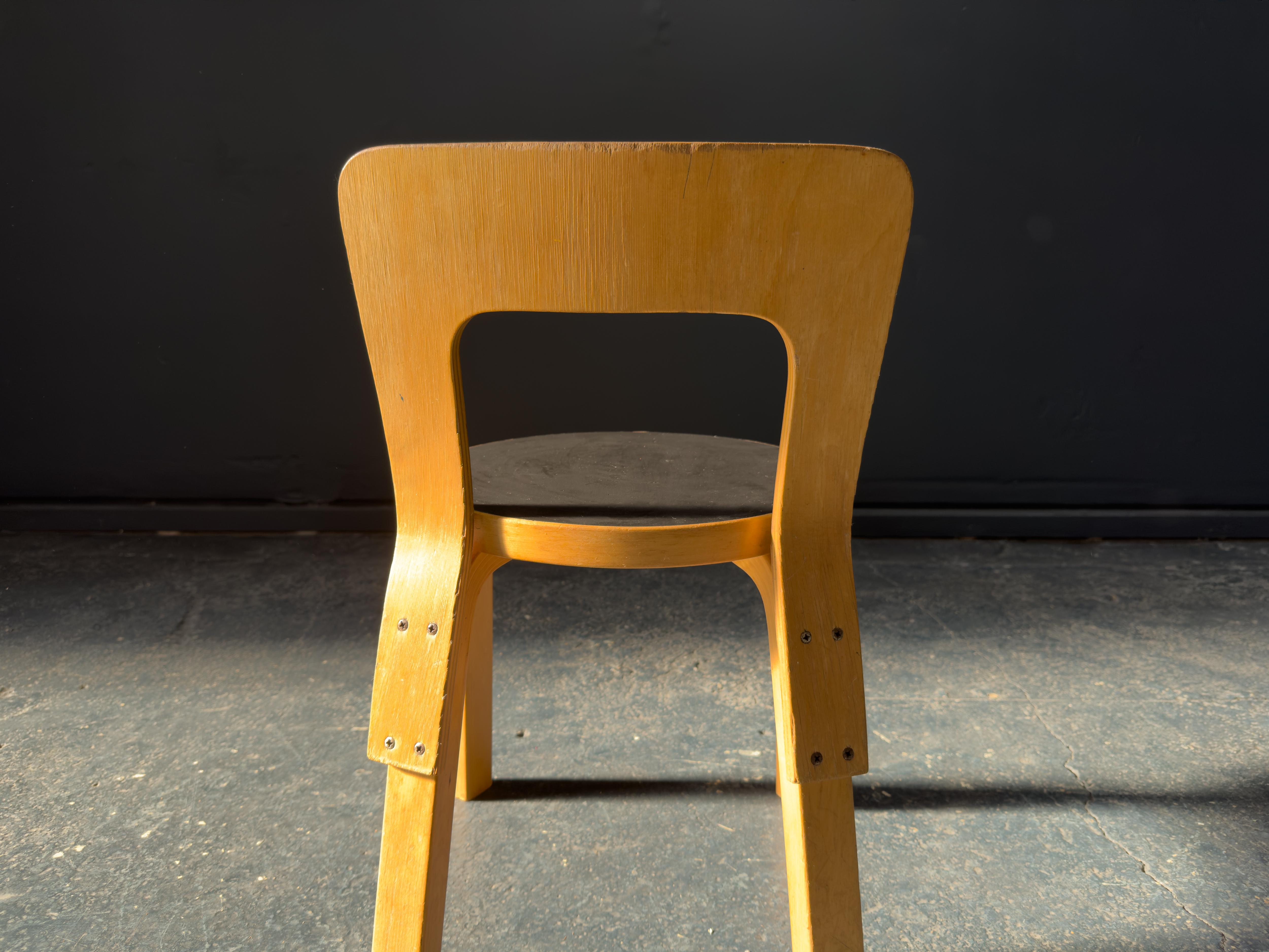Alvar Aalto N65 Artek Kid's Chair For Sale 1