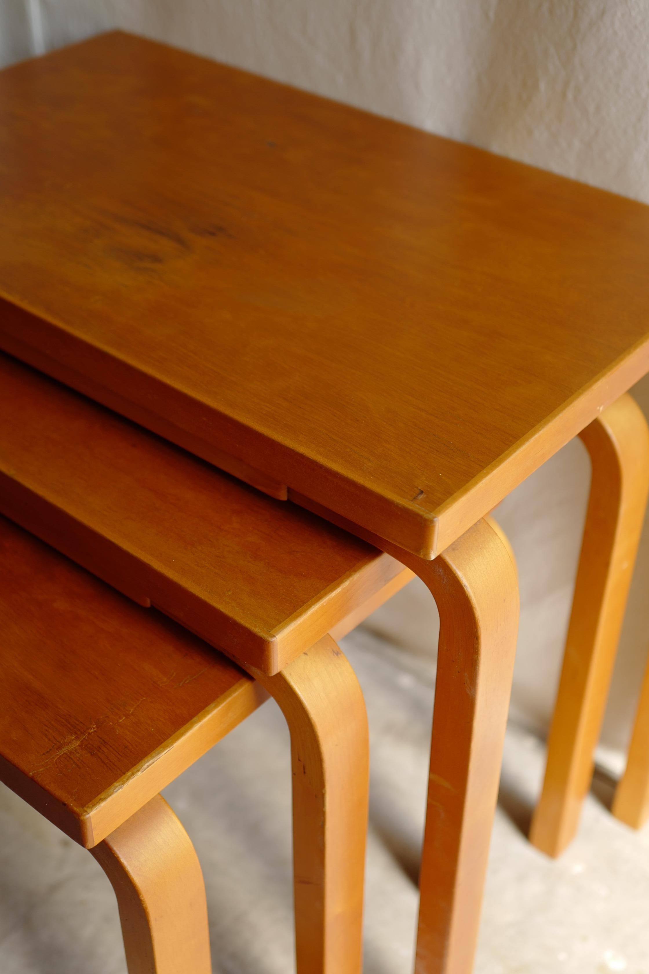 alvar aalto nest tisch 88 40's für Finsven (Finnisch) im Angebot