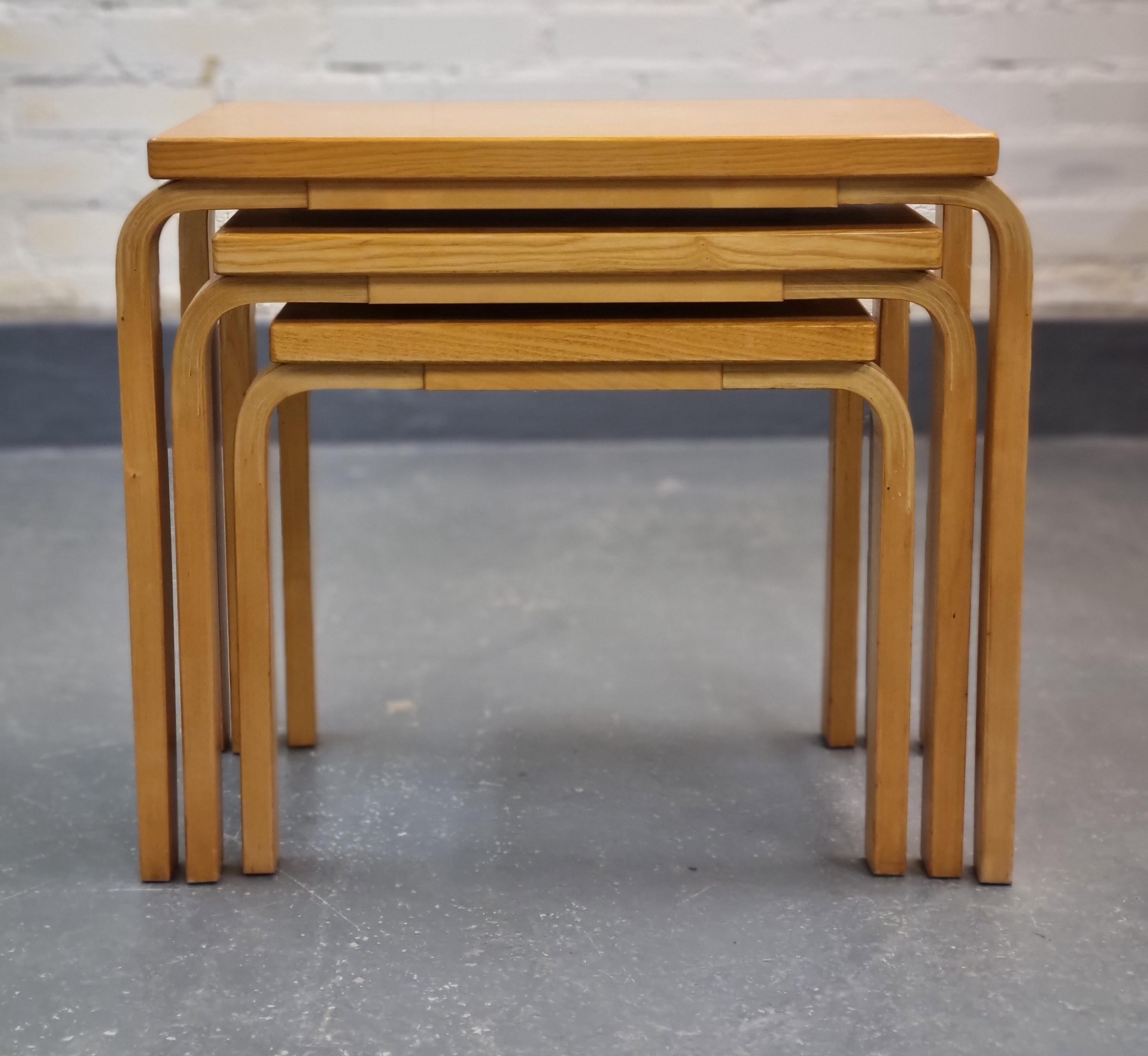 Birch Alvar Aalto Nesting Table Set Model E88, Artek, 1950s For Sale