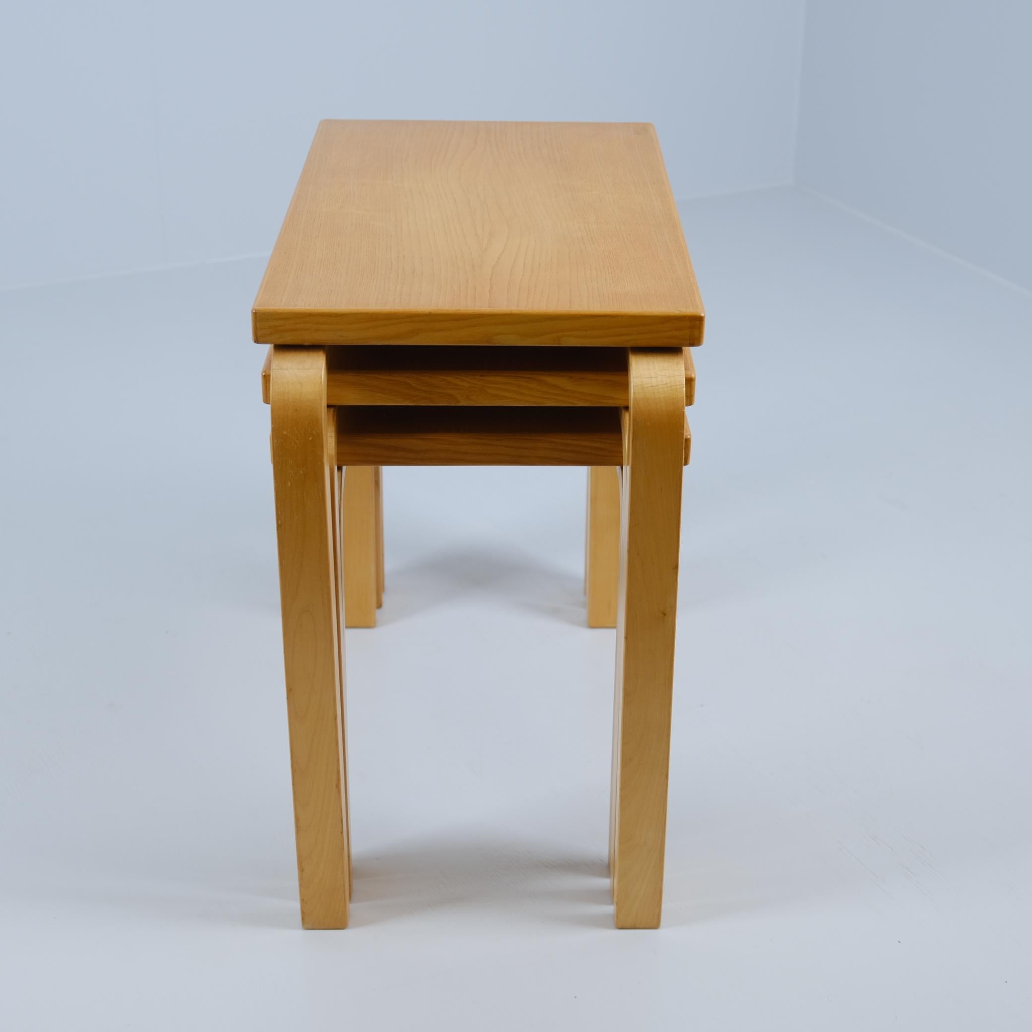 Alvar Aalto, Schachteltisch-Set Modell E88 aus Birke und Eiche, Artek, 1950er Jahre im Angebot 7