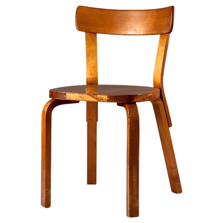 Alvar Aalto, original Stuhl 69 aus den 1930er-Jahren mit großartiger Farbe und Patina