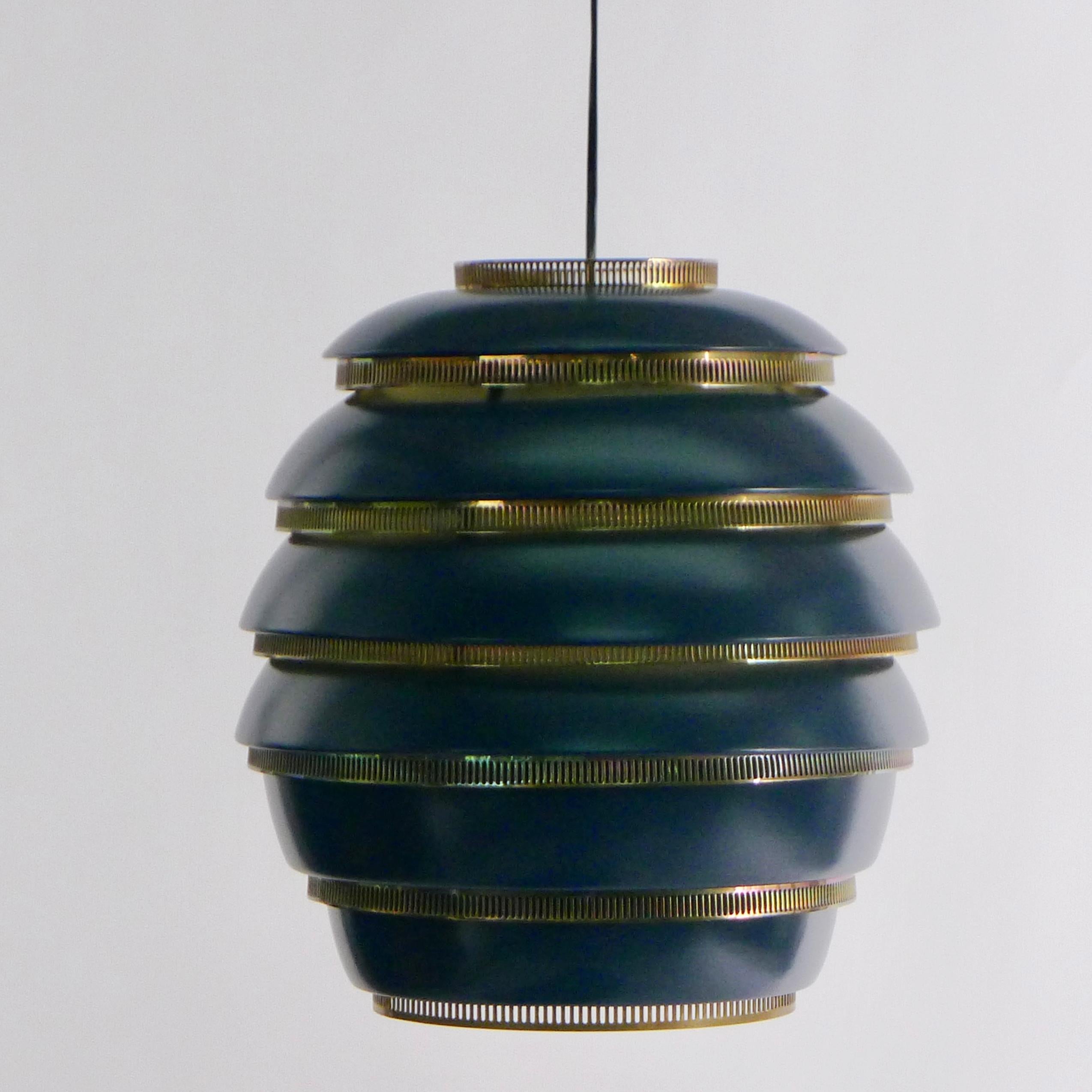 Mid-Century Modern Alvar Aalto, Original Production Large Size Beehive Lamp, Valaistustyo Ky, 1953