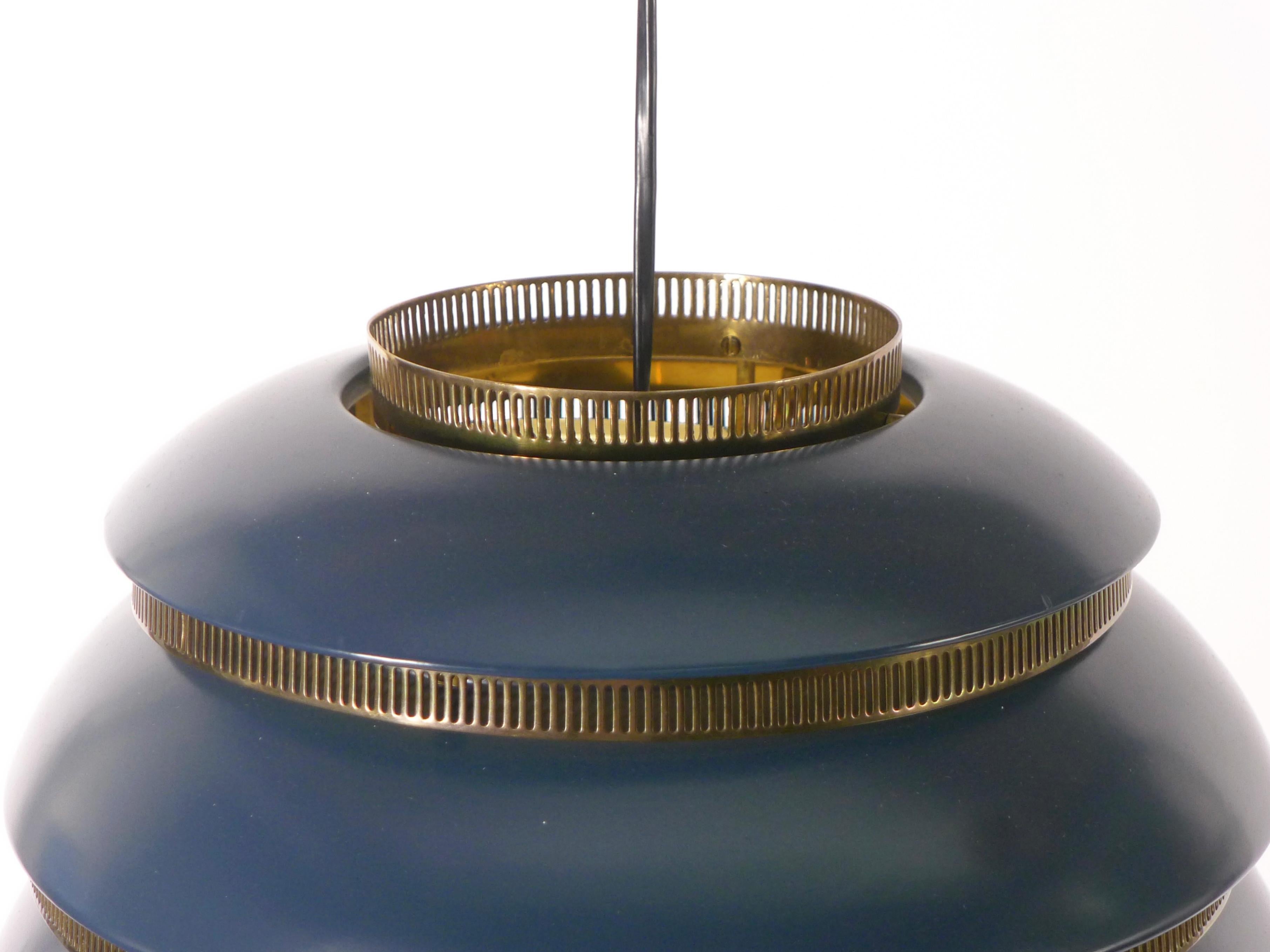Alvar Aalto, Original Production Large Size Beehive Lamp, Valaistustyo Ky, 1953 In Good Condition In Wargrave, Berkshire