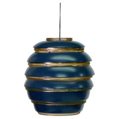 Alvar Aalto, grande lampe en forme de ruche, Valaistustyo Ky, production originale, 1953