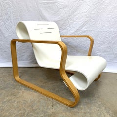 Alvar Aalto "Paimio" Birch and White Armchair 41 for Artek, Finland, 1970s