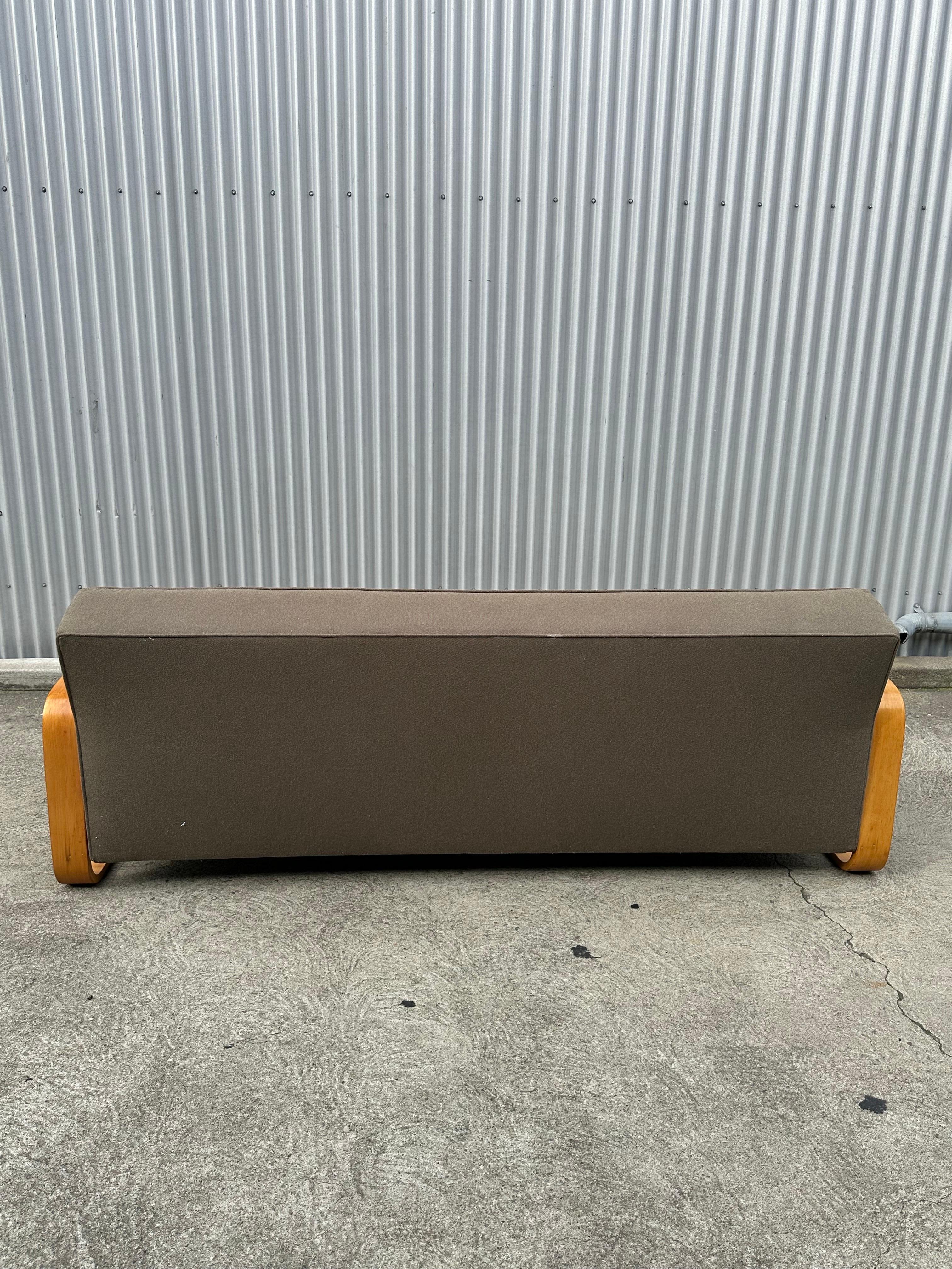Alvar Aalto Paimio Sofa for Finmar Finland ca 1932 Finlandés en venta