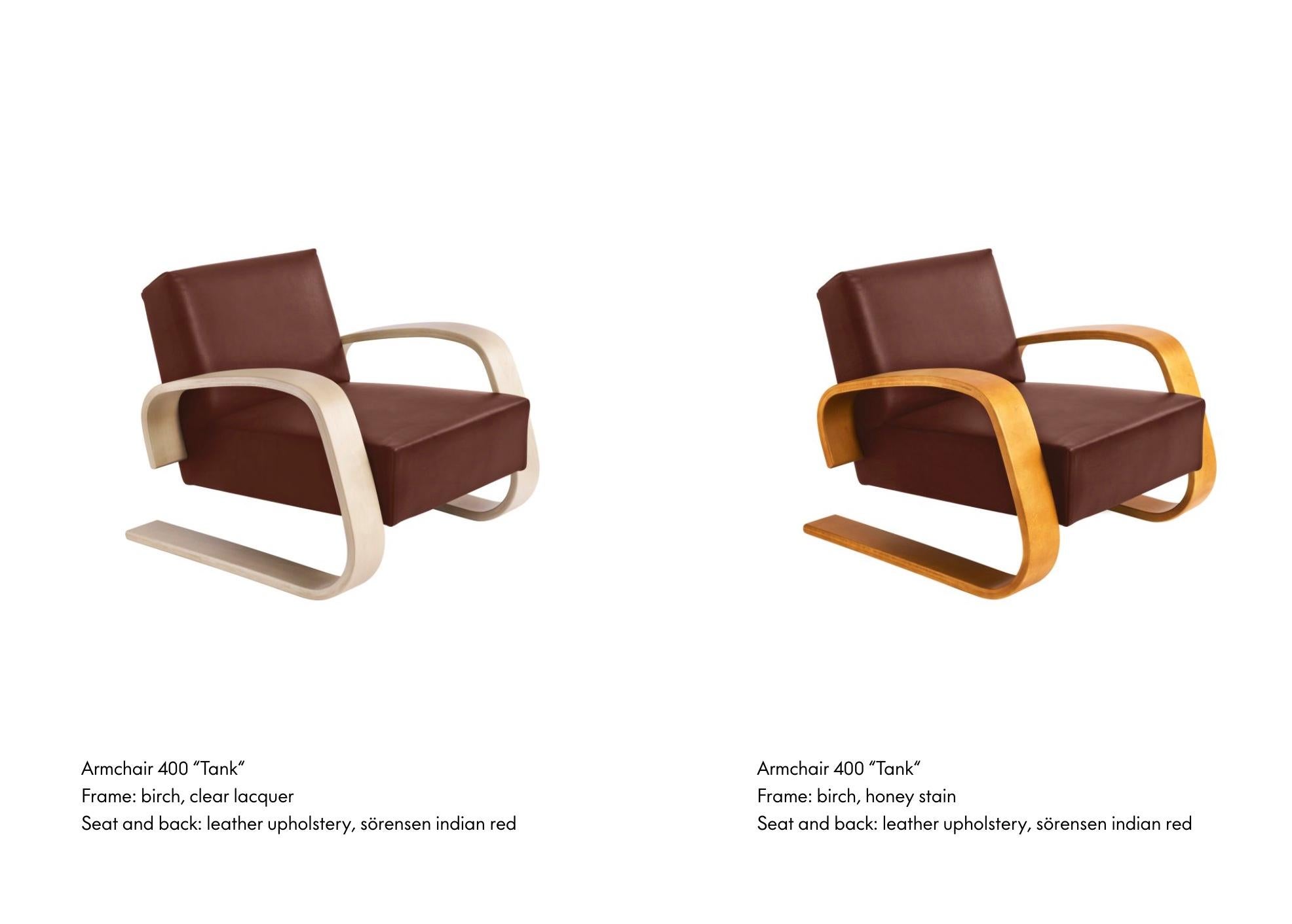 Pelle Alvar Aalto Coppia di 400 poltrone 'Tank' del 1936 in pelle per Artek in vendita