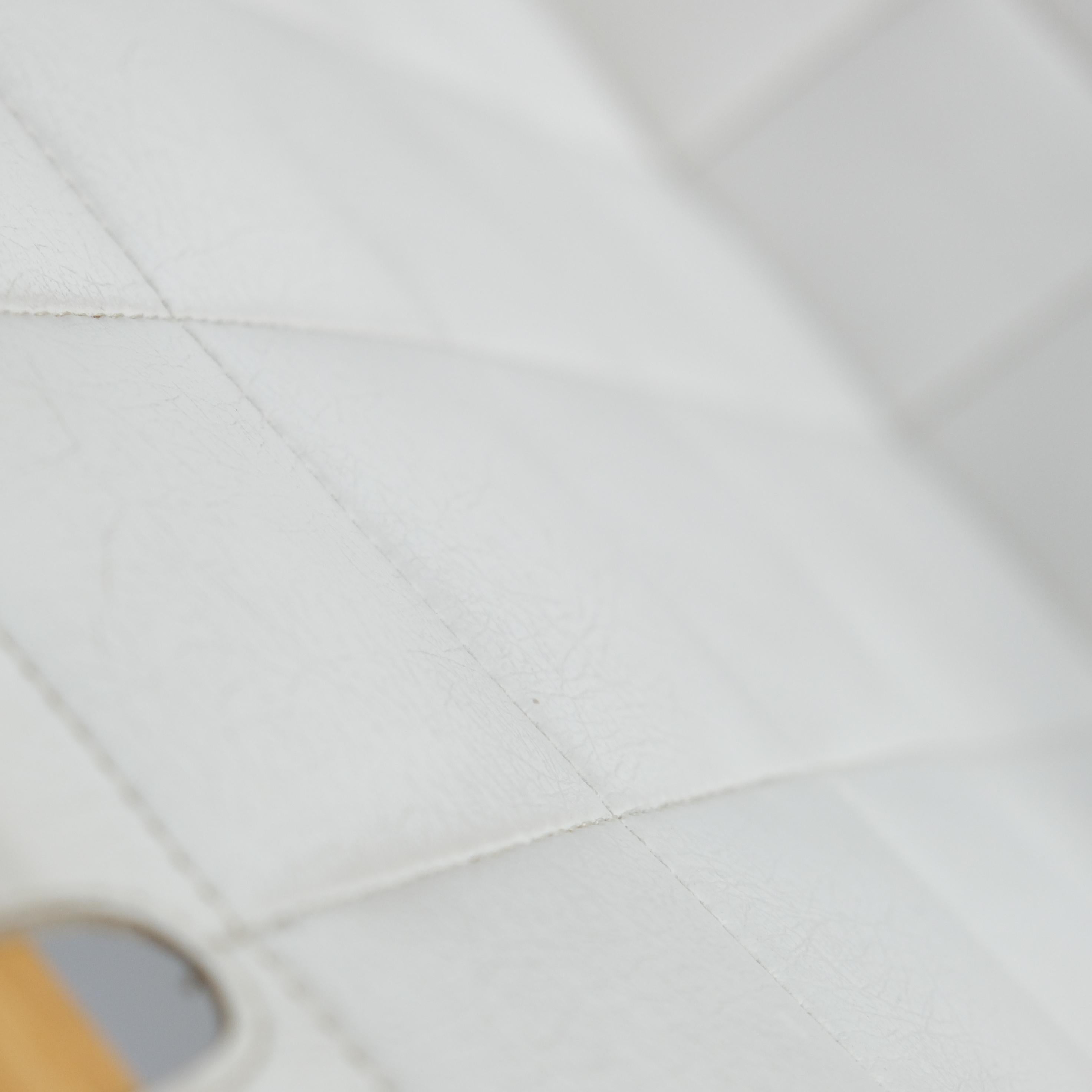 Alvar Aalto Pair of Armchairs 45 in Birch, Rattan, & White Leather, Artek 1970s en venta 5