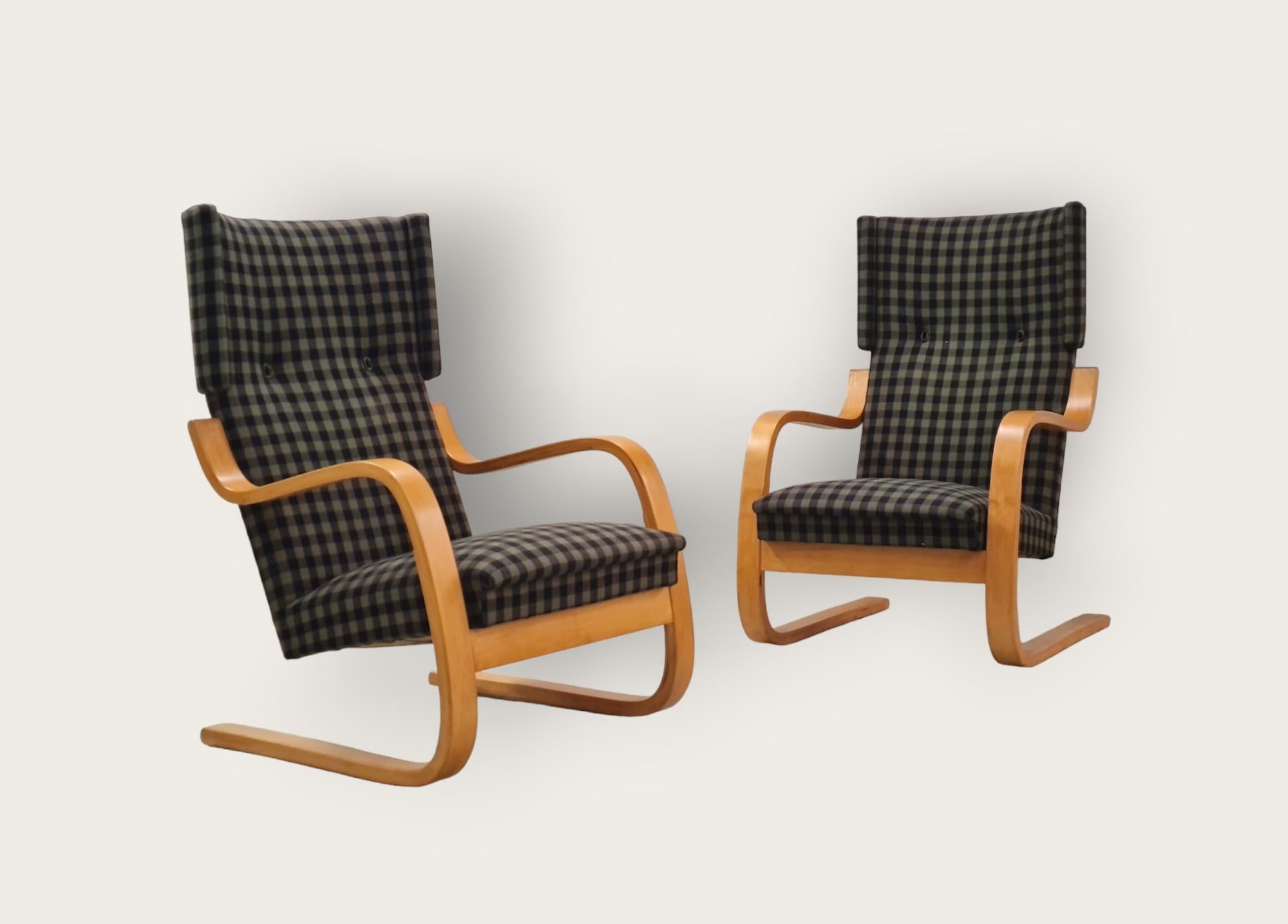 Scandinave moderne Paire de fauteuils luge Artek modèle 401, Alvar Aalto+Aalto, années 1950 en vente
