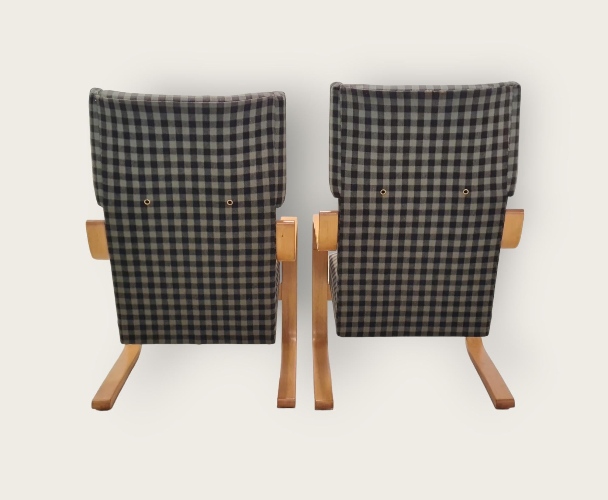 Finlandais Paire de fauteuils luge Artek modèle 401, Alvar Aalto+Aalto, années 1950 en vente