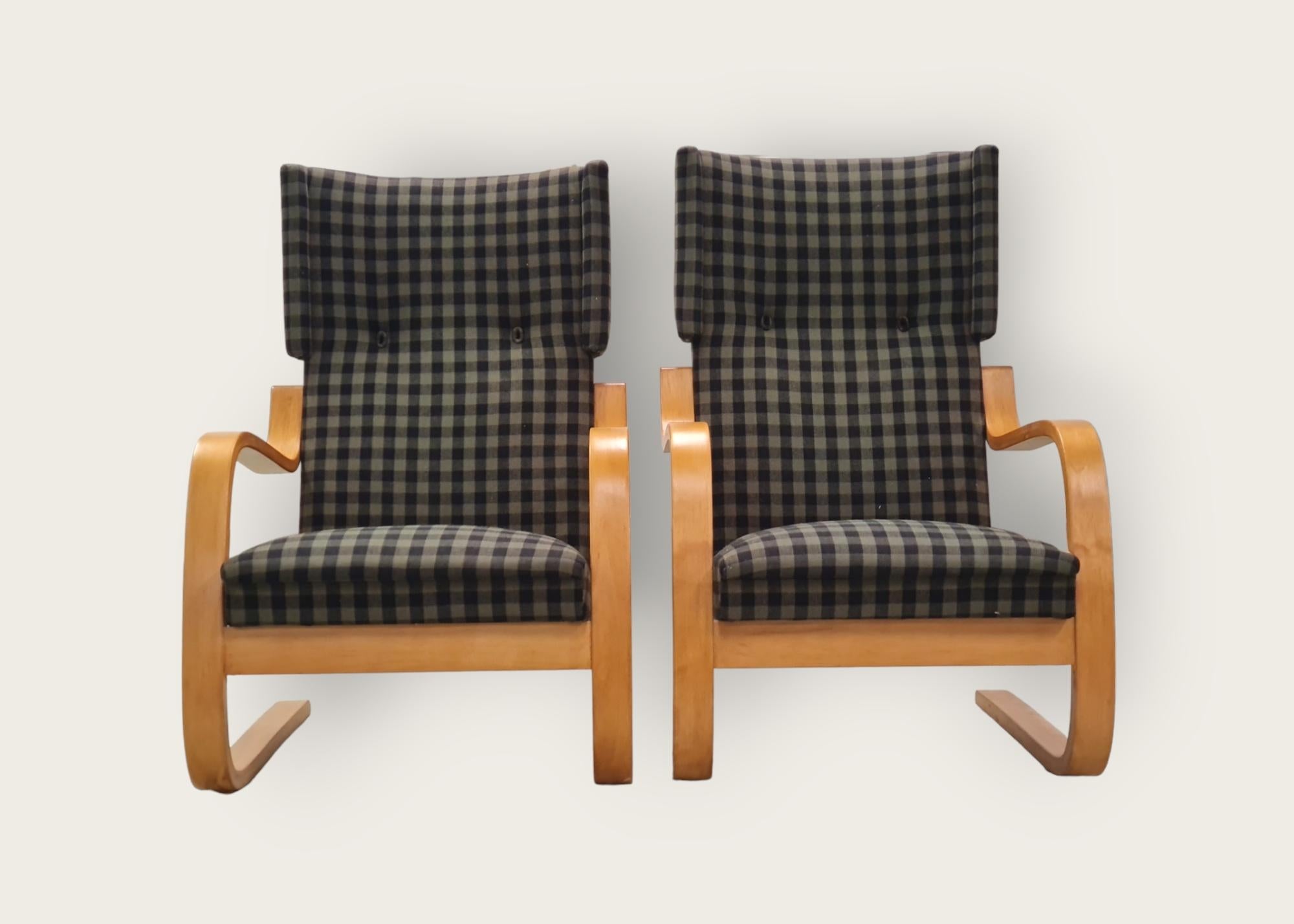 Milieu du XXe siècle Paire de fauteuils luge Artek modèle 401, Alvar Aalto+Aalto, années 1950 en vente
