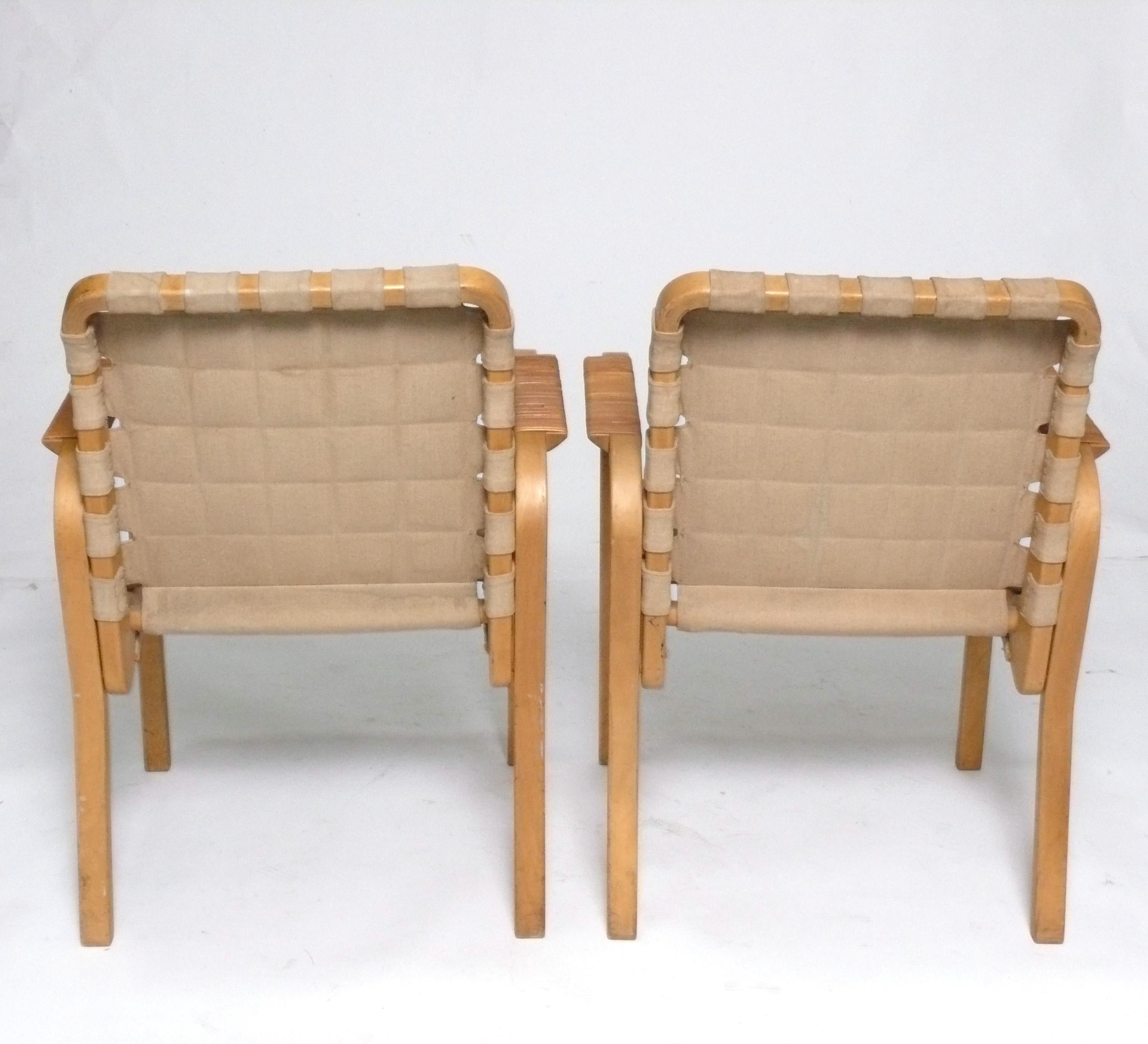 Tissage Alvar Aalto+Aalto Paire de chaises longues modernes en bois courbé Modernité danoise Milieu de siècle en vente