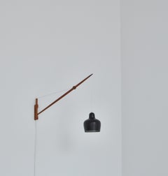 Lampe murale suspendue Alvar Aalto:: Louis Poulsen:: 1960s Scandinavian Modern
