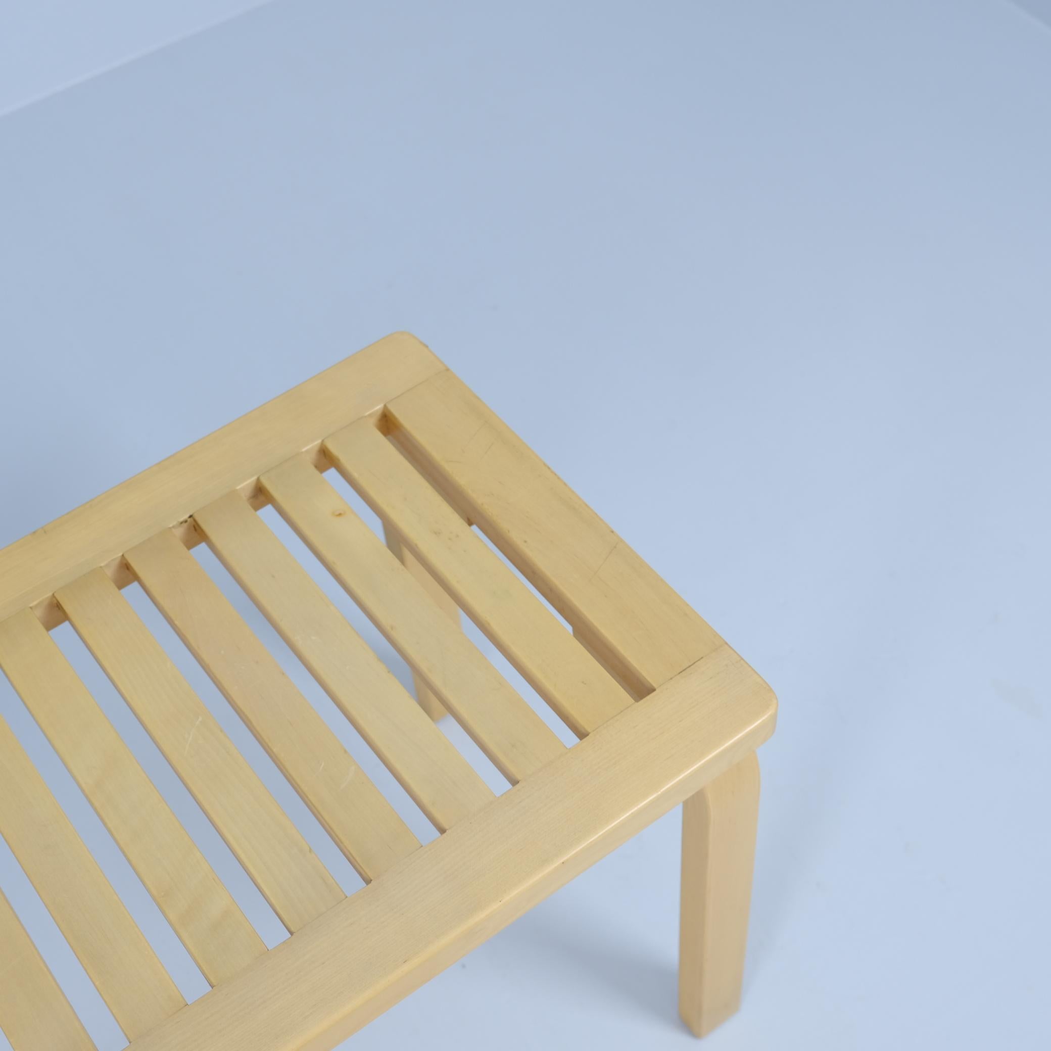 Metà XX secolo Panchina in betulla 'Ritiläpenkki' di Alvar Aalto modello 153B, Artek anni '70 in vendita